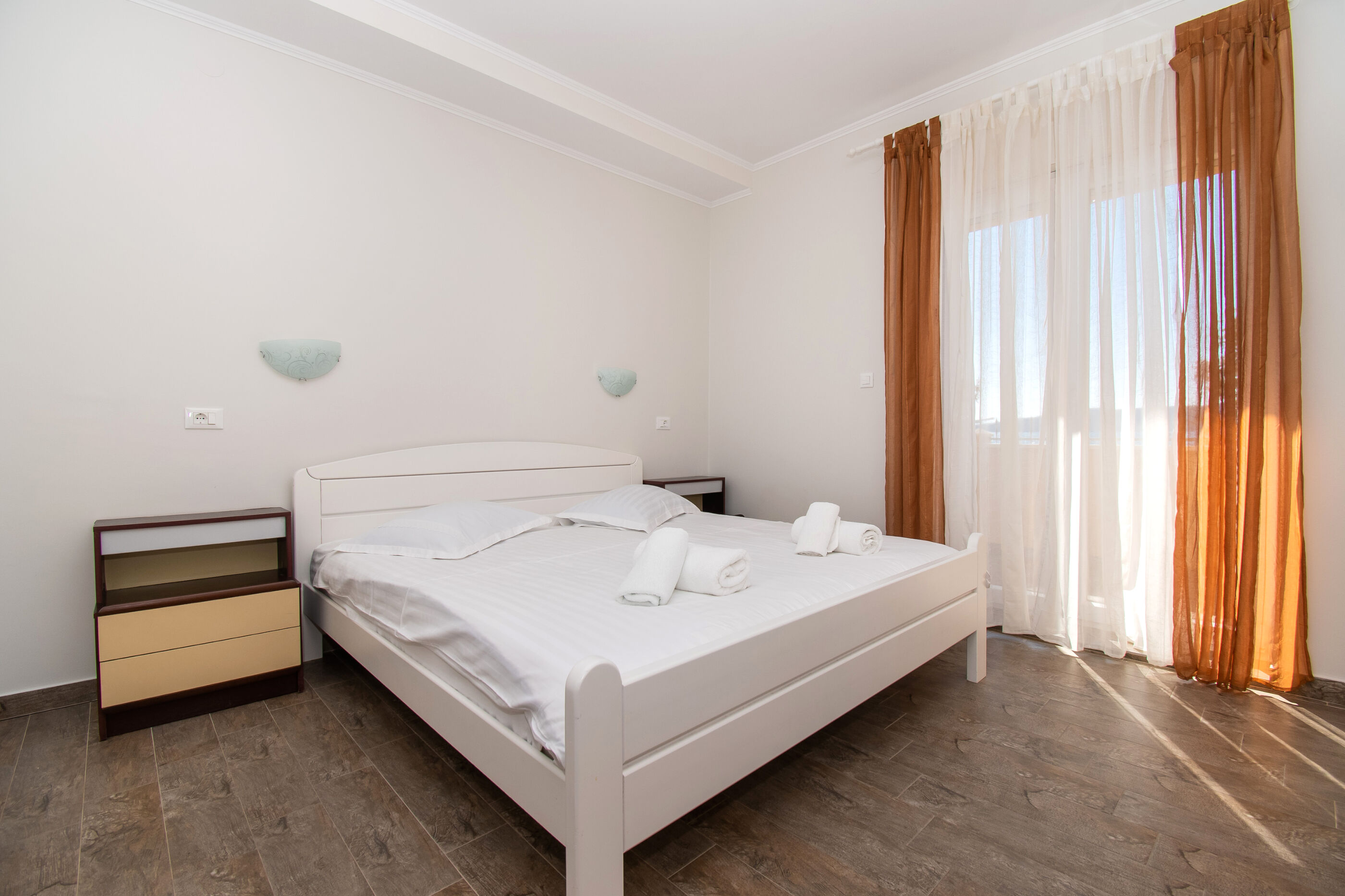 Apartments Superba 84051-A2