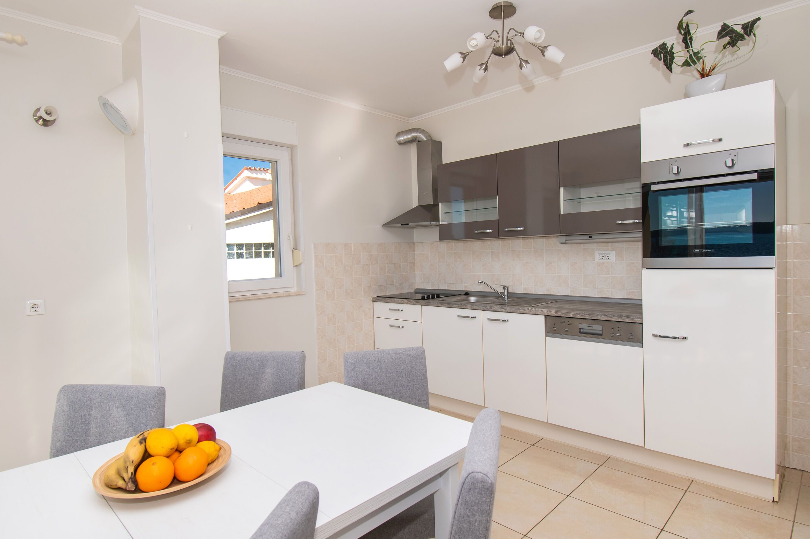 Apartments Superba 84051-A4