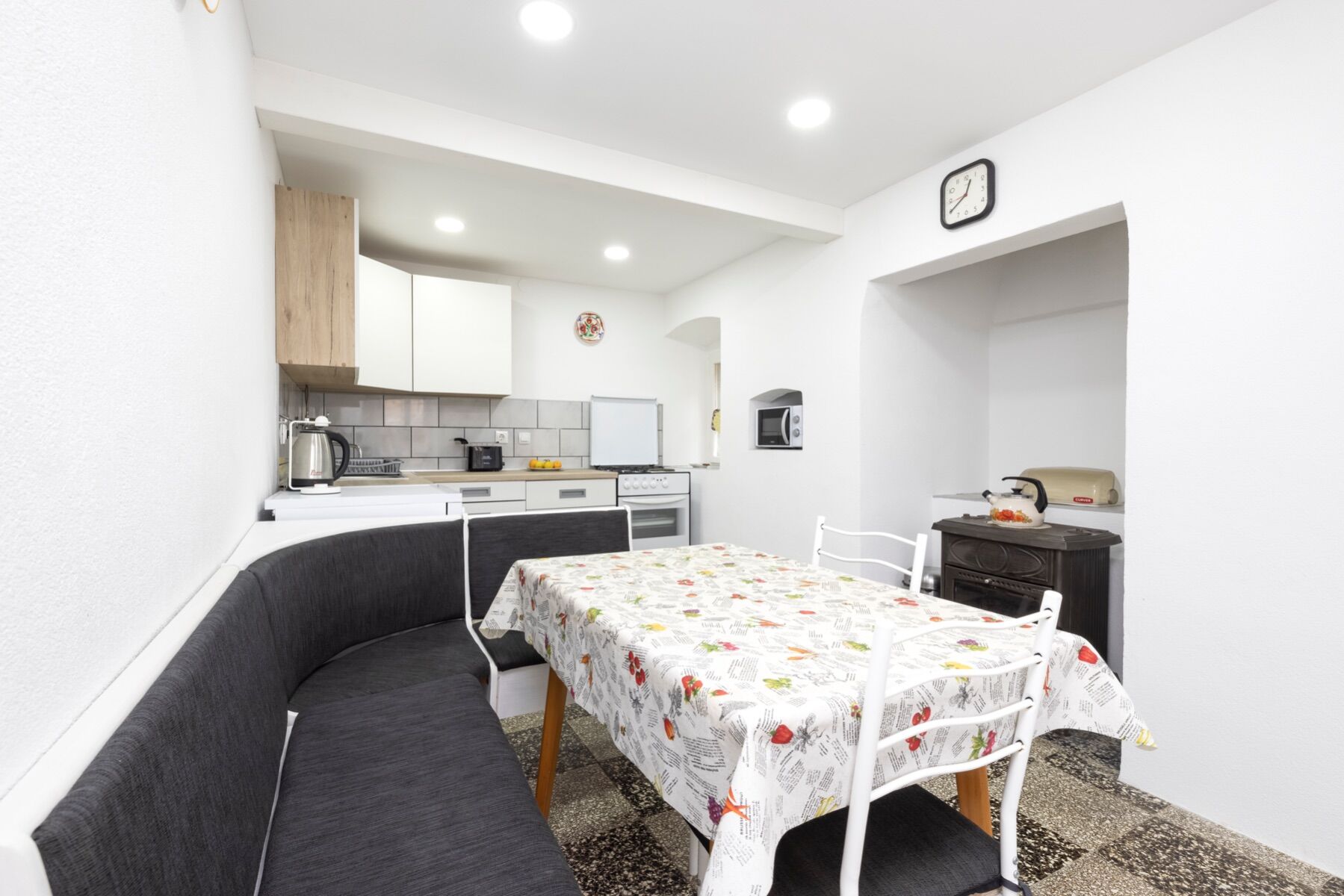 House JONA 64509-K1