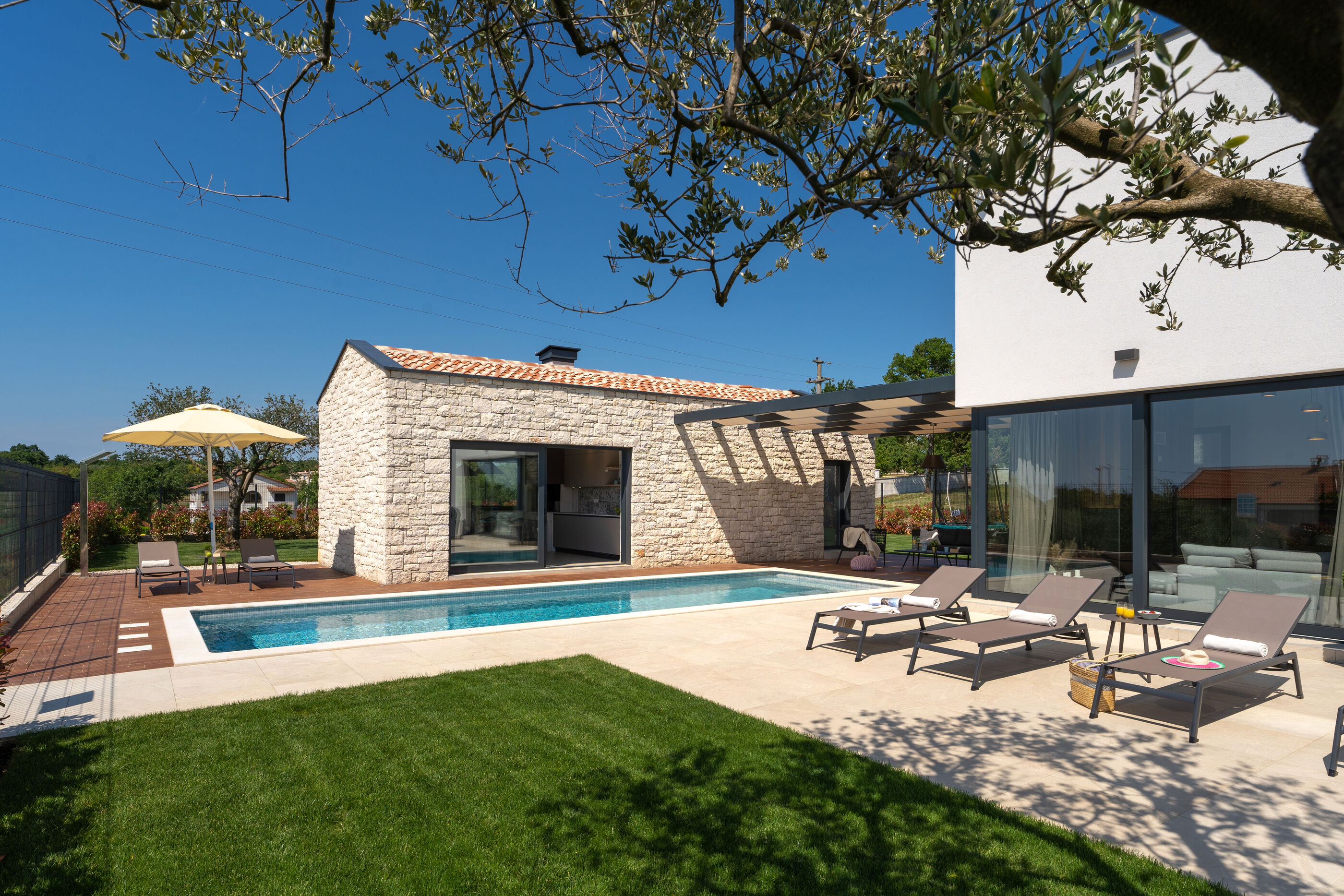 Villa Ansi Exclusive 87523-K1