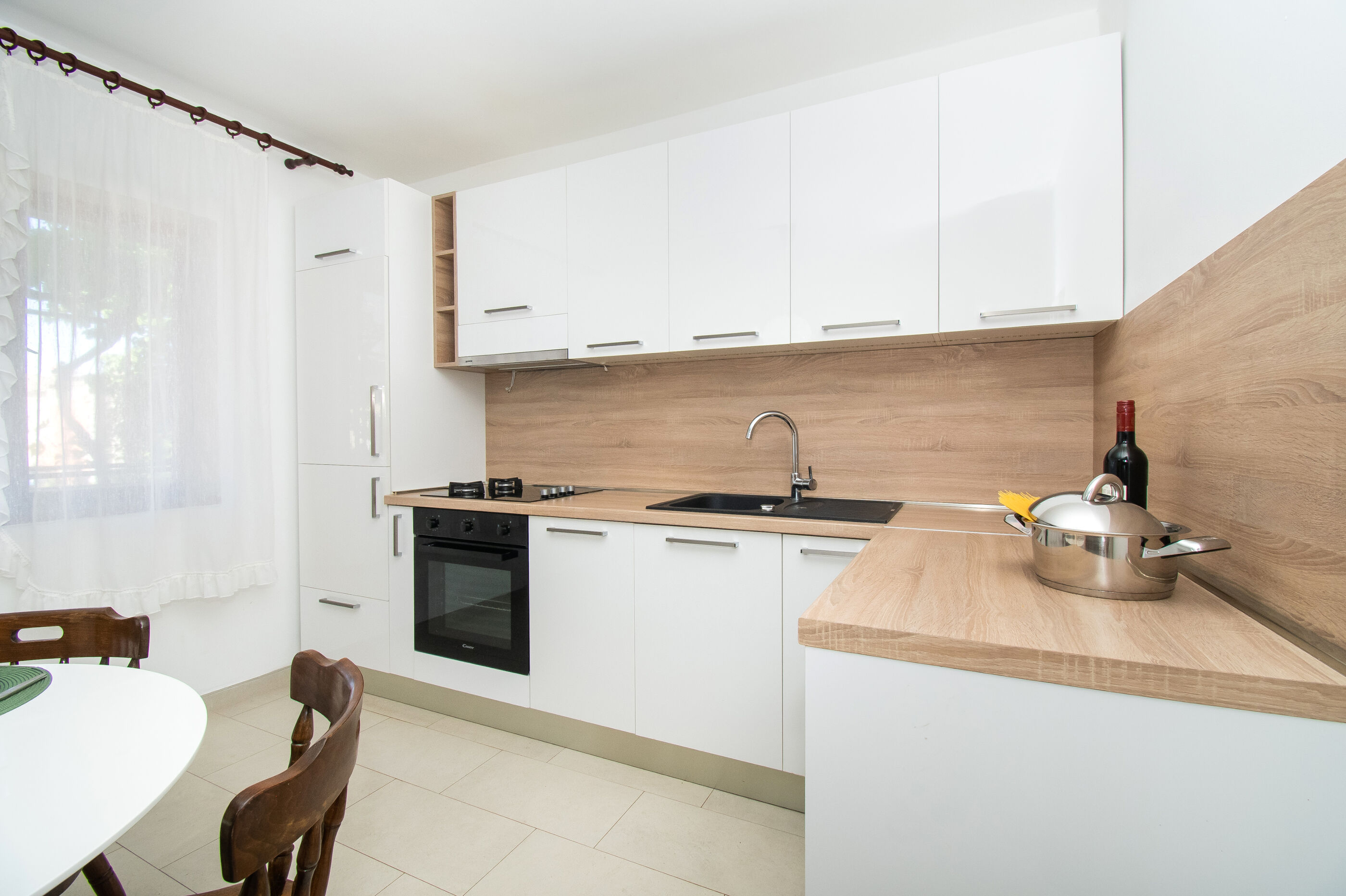 Apartments Vita Niko 85091-A1