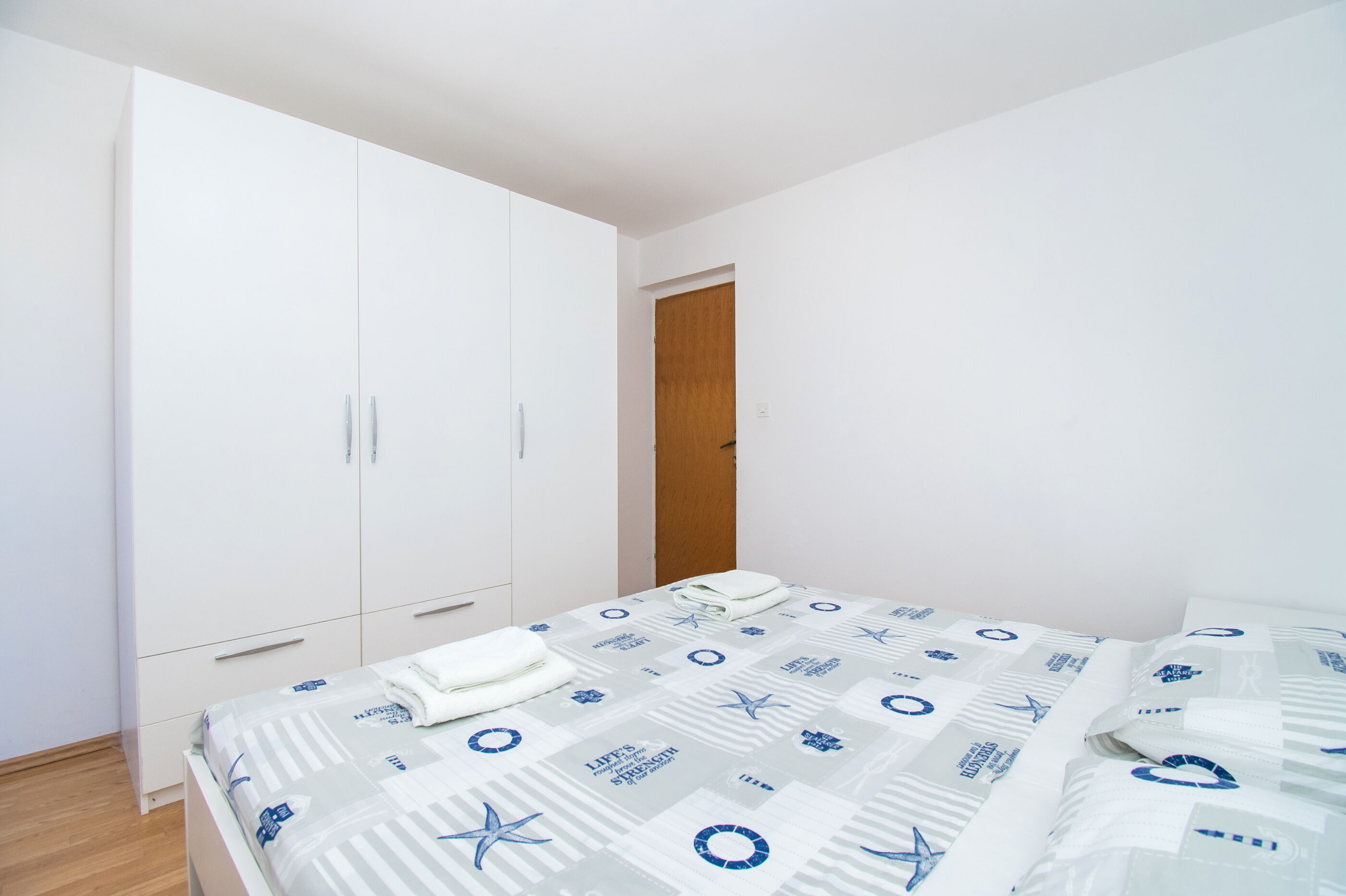 Apartments Vita Niko 85091-A2