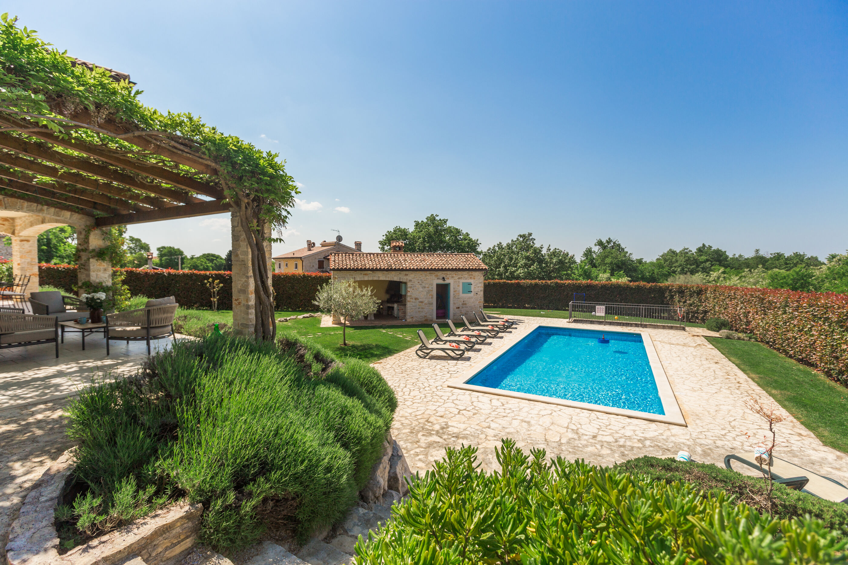Villa Vista Azzurra s bazenom u zelenoj unutrašnjosti Istre 83587-K1