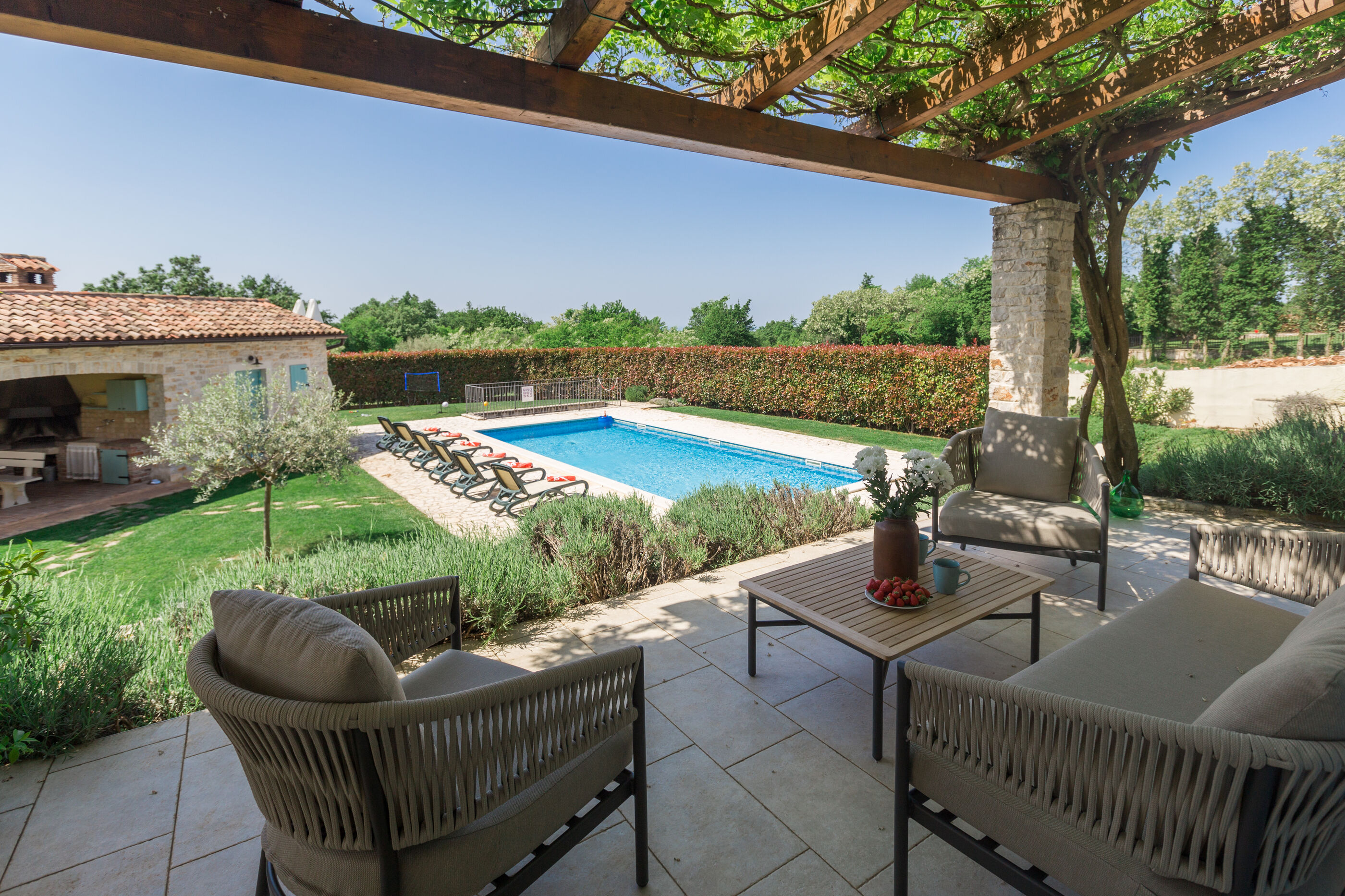 Villa Vista Azzurra s bazenom u zelenoj unutrašnjosti Istre 83587-K1