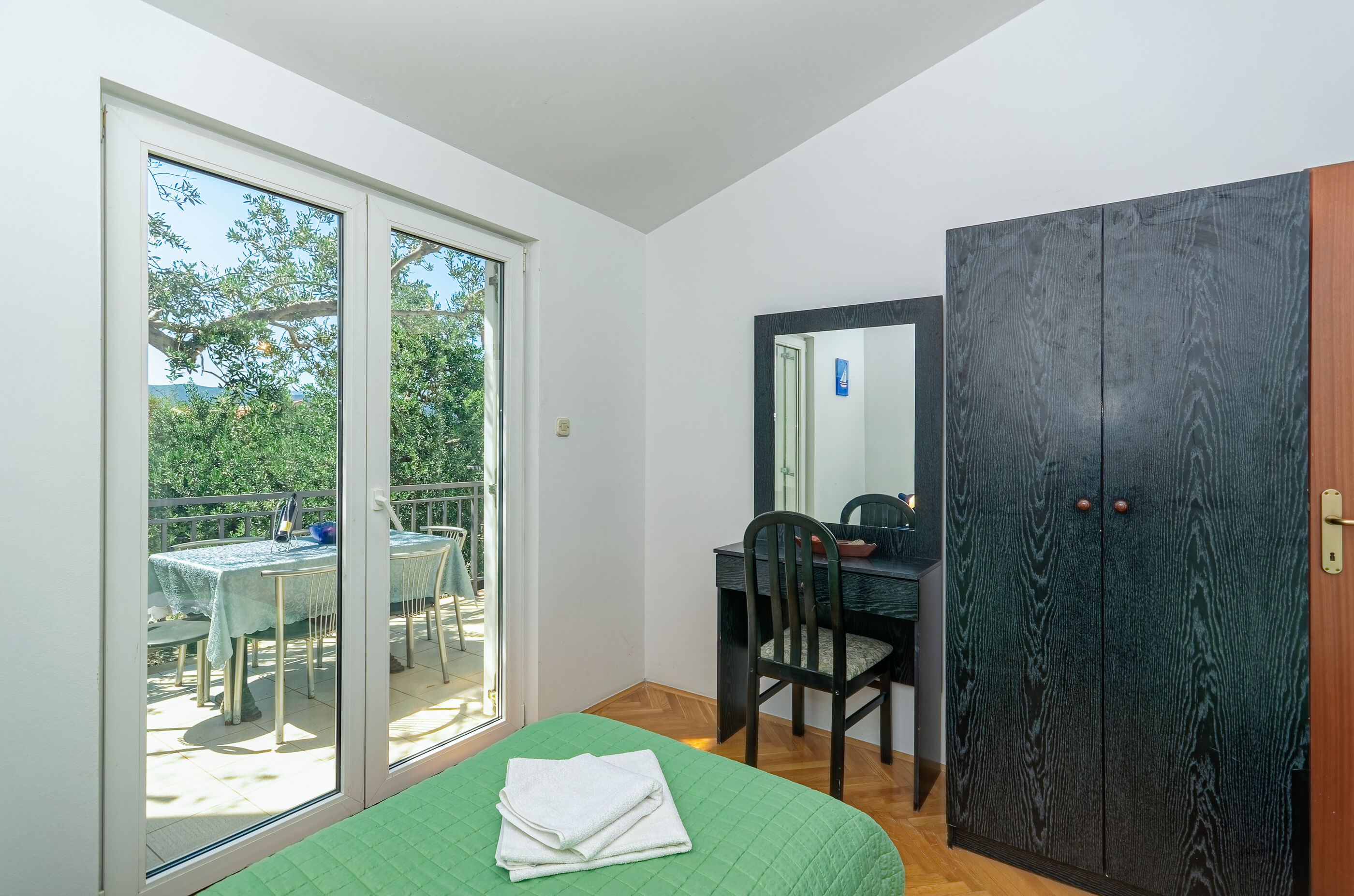 Apartments Franka 87281-A3