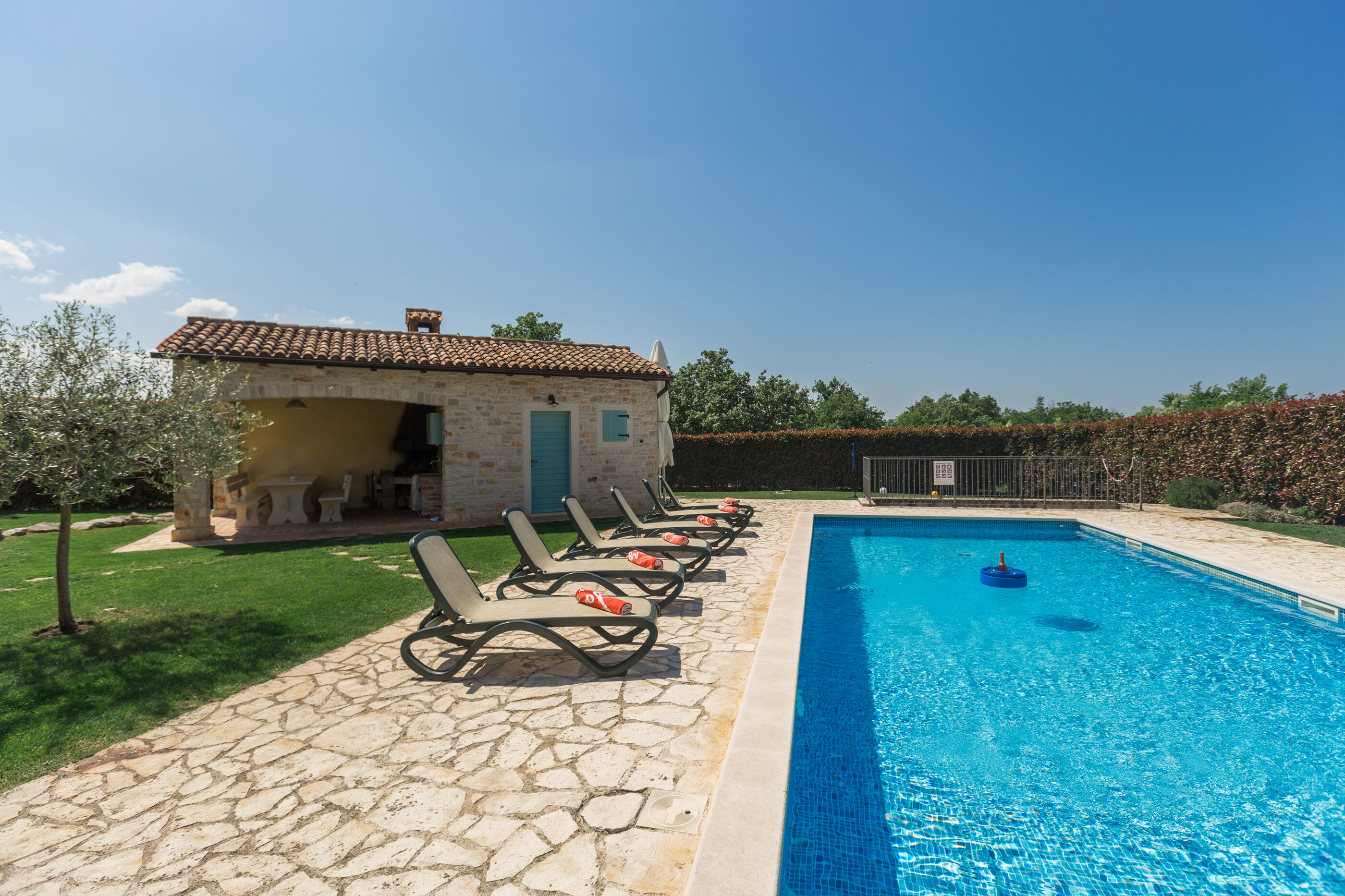 Villa Vista Azzurra s bazenom u zelenoj unutrašnjosti Istre 83587-K1