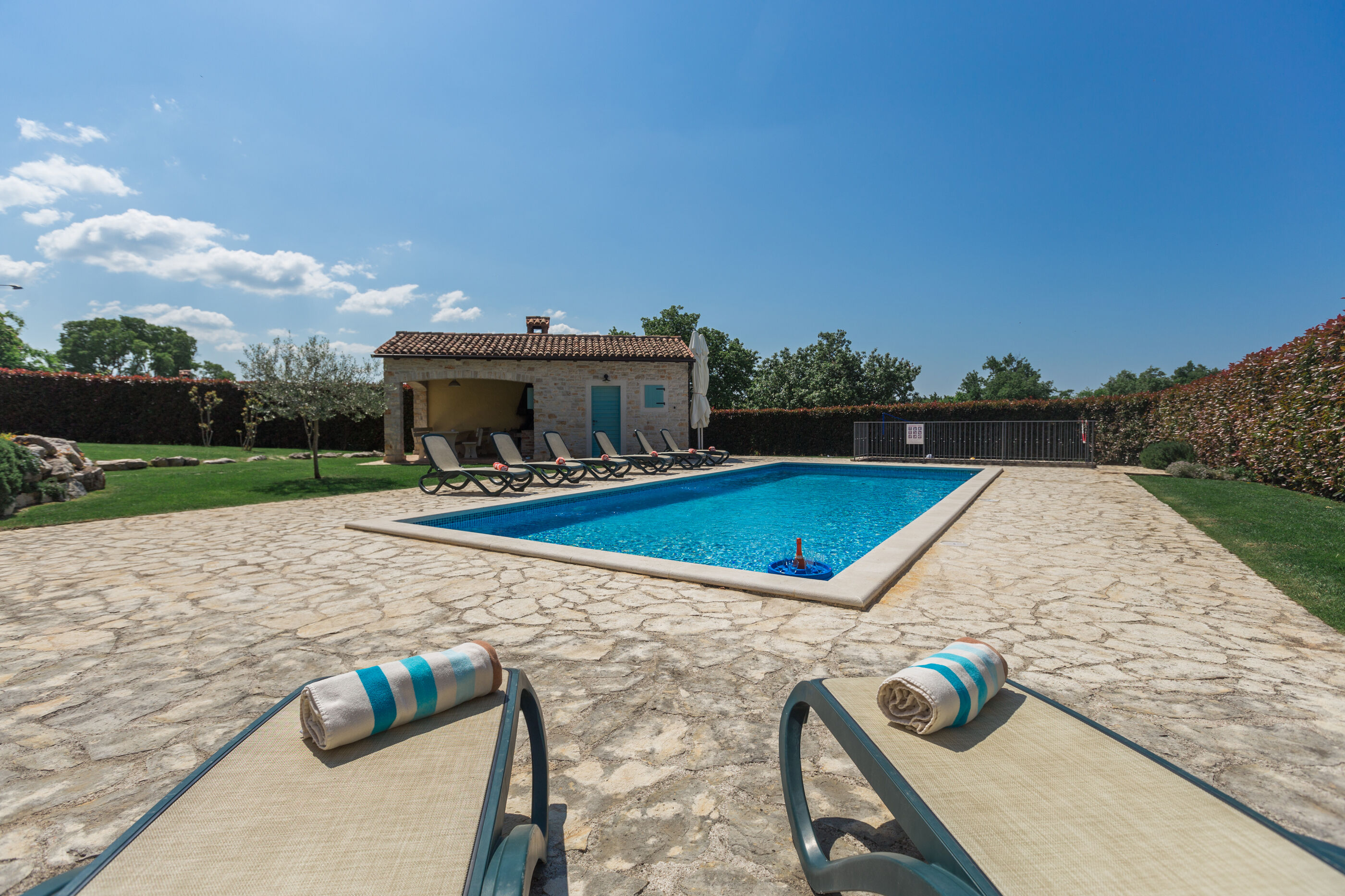Villa Vista Azzurra s bazenom u zelenoj unutrašnjosti Istre 83587-K1