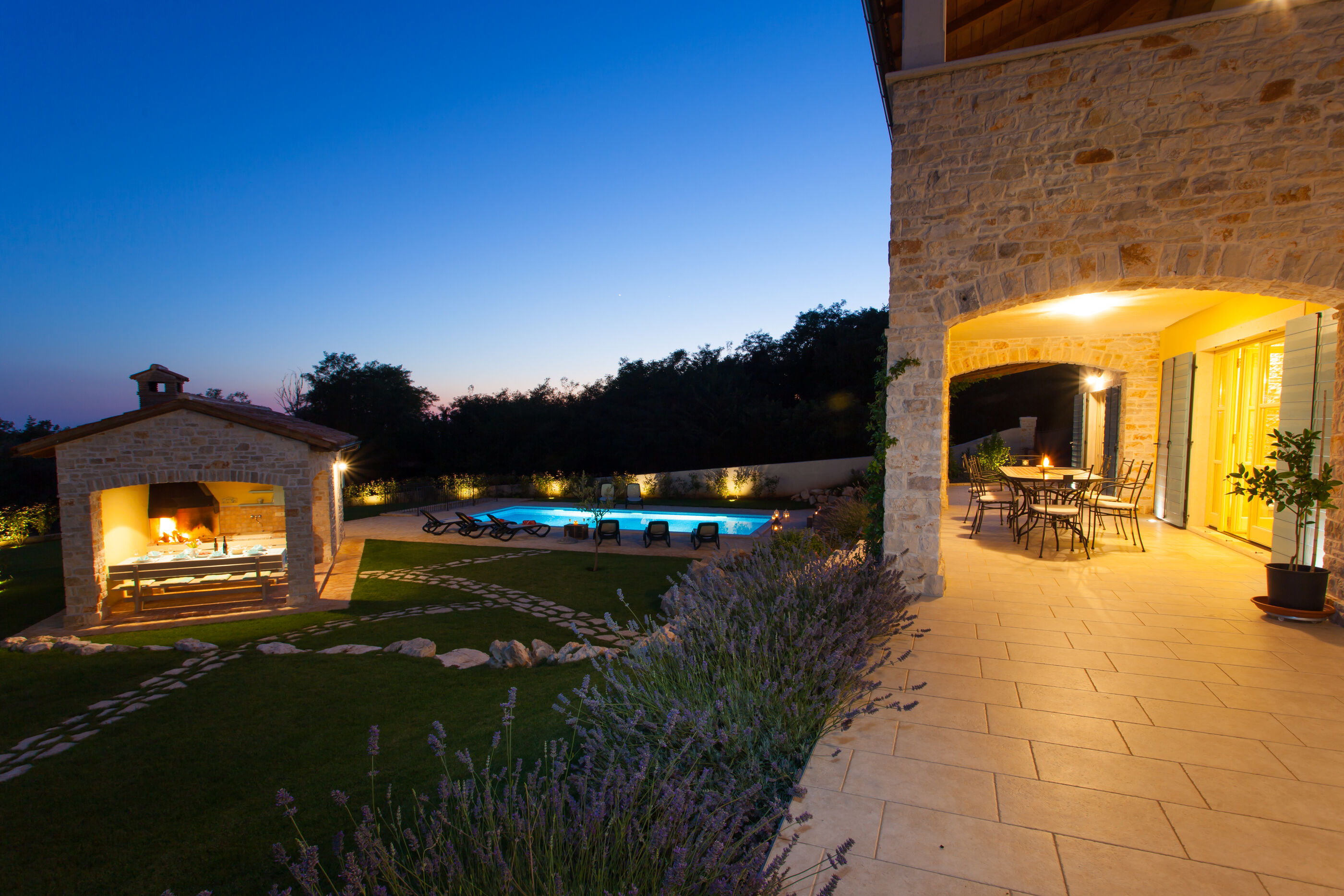 Villa Vista Azzurra s bazenom u zelenoj unutrašnjosti Istre 83587-K1