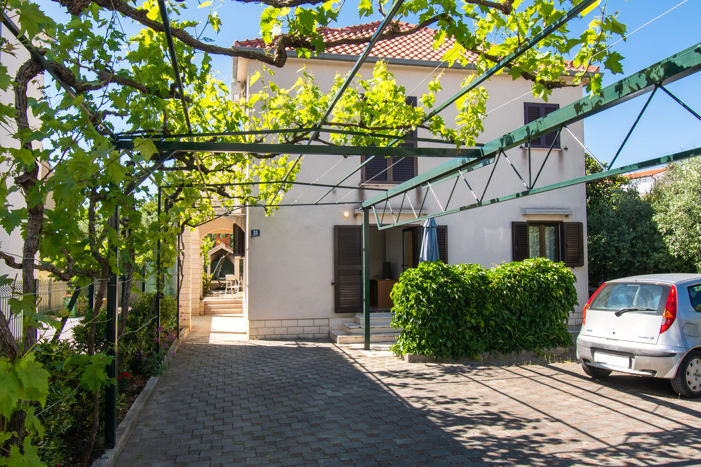 Apartmani Goran near the beach A1