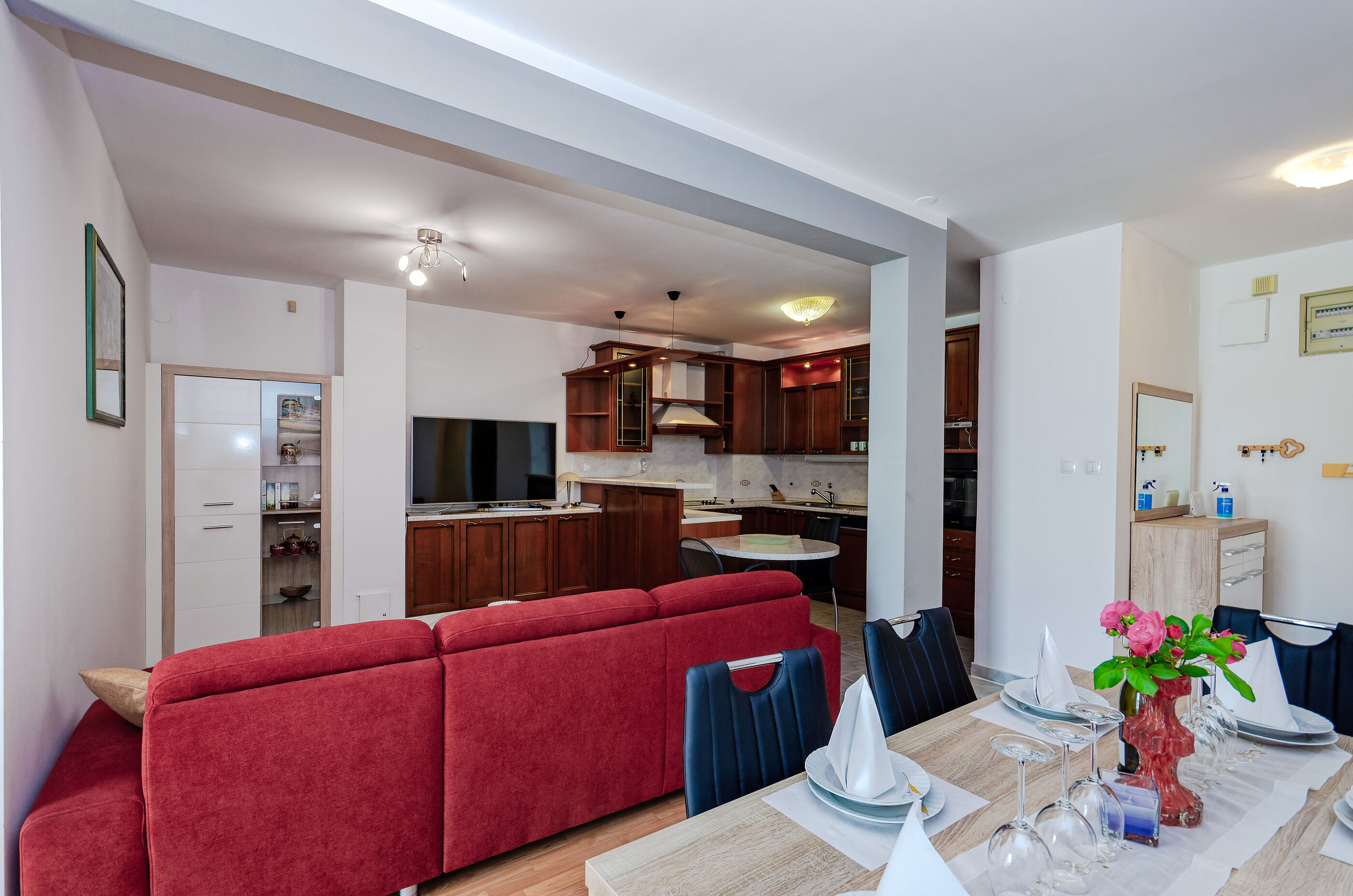 Apartments Mrs Brightside 84311-A2