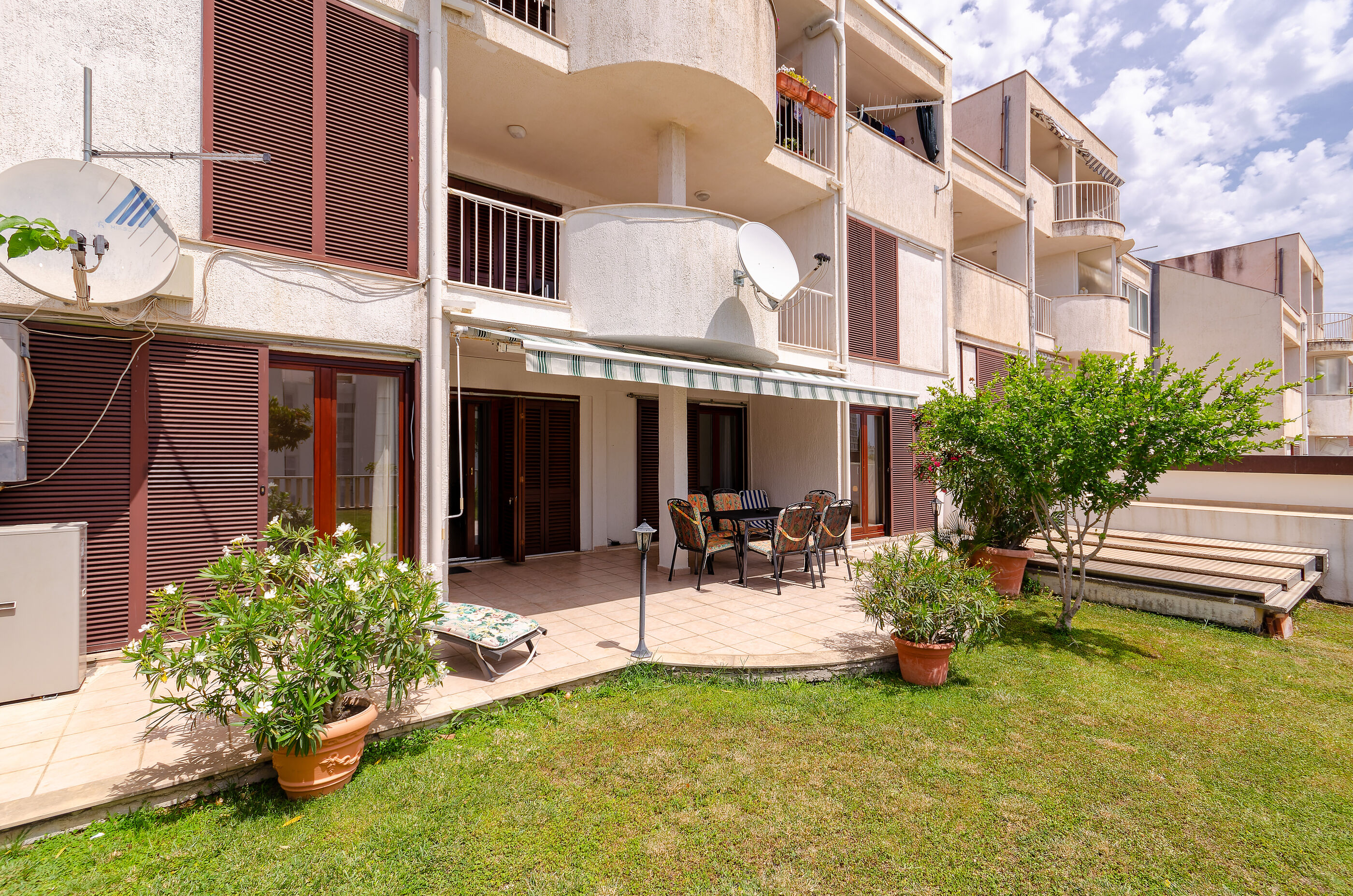 Apartments Mrs Brightside 84311-A2