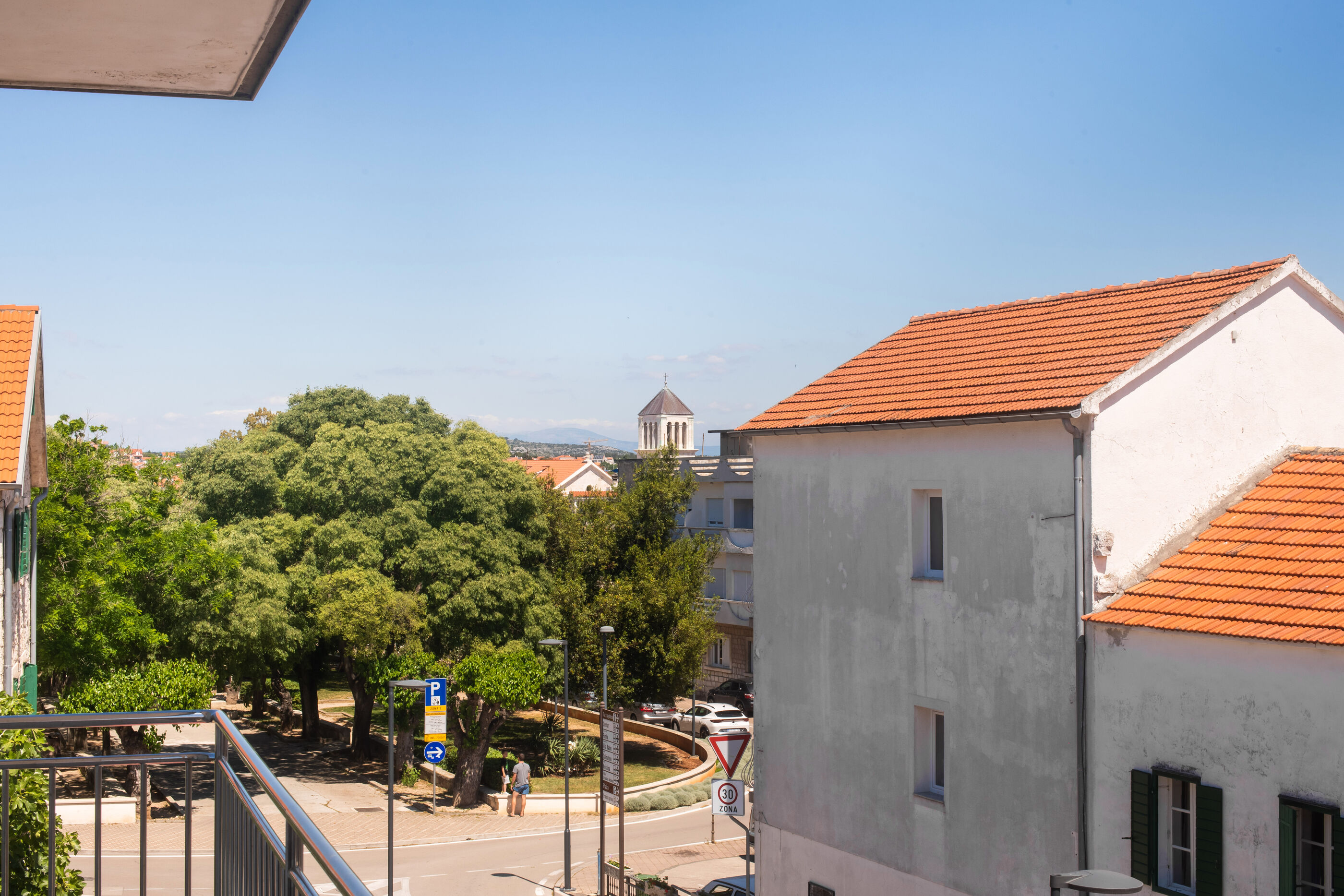 Apartment and Room Zoran 84981-A1