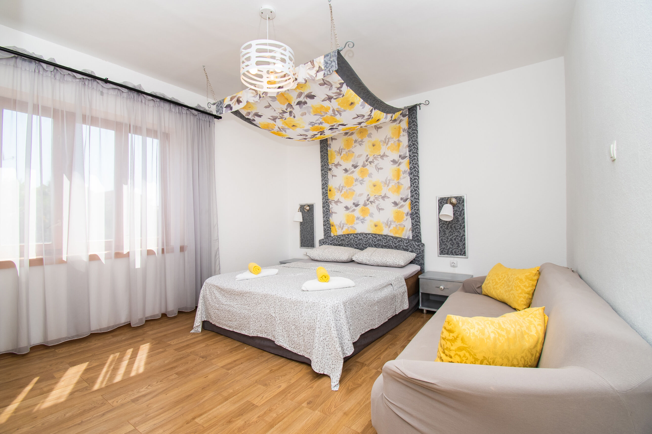 Apartments Happy Place 83831-A4