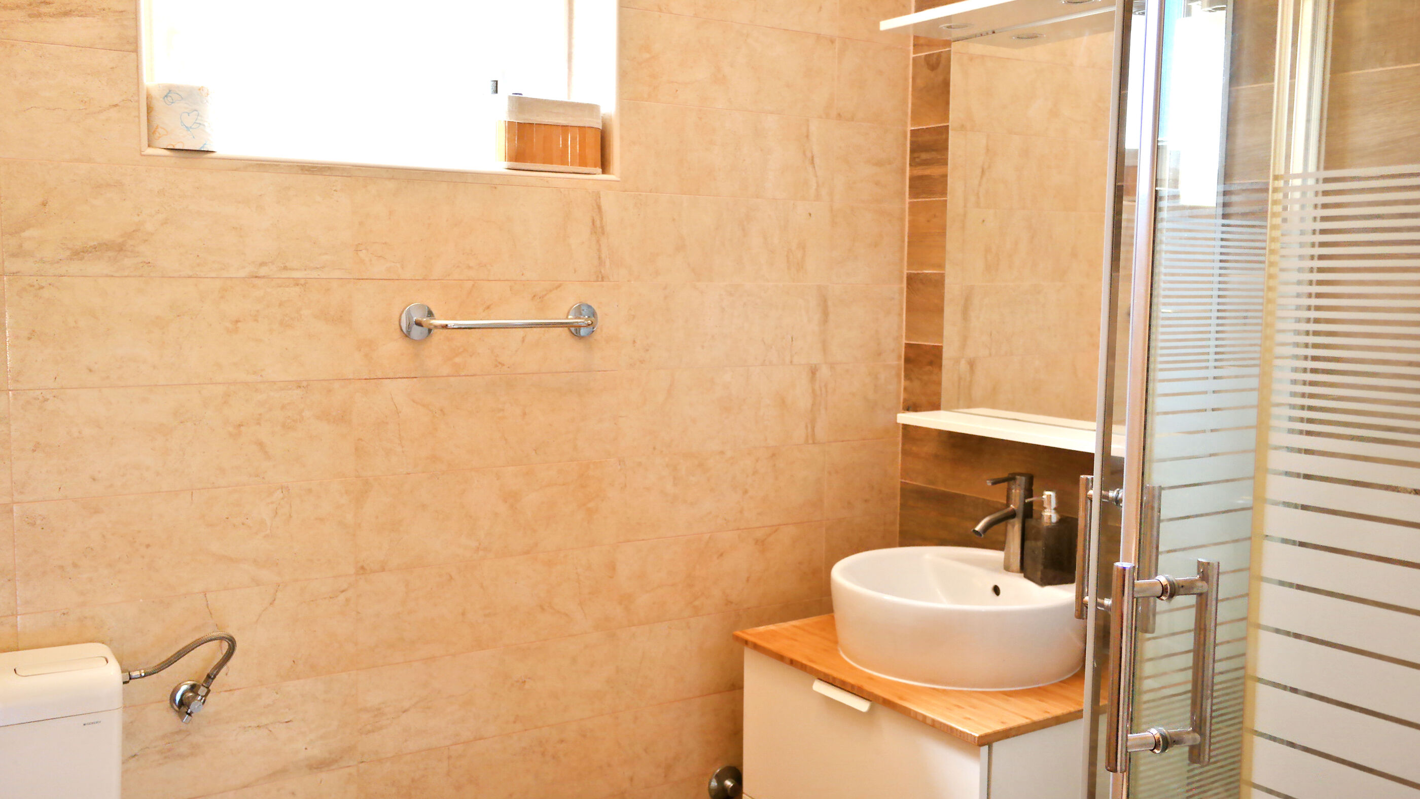 House Yellow 83271-K1