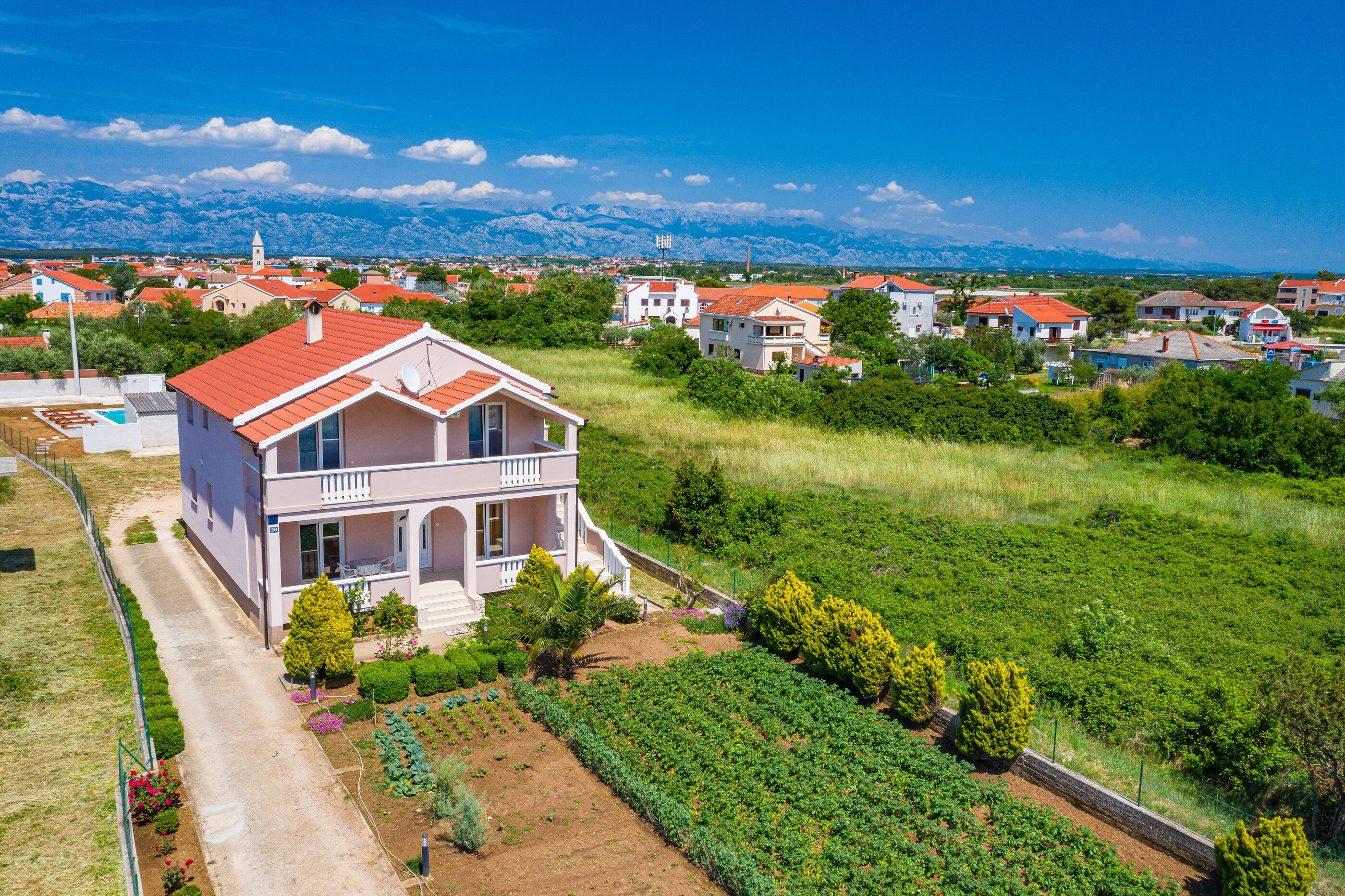 Apartments Nikola 81291-A2
