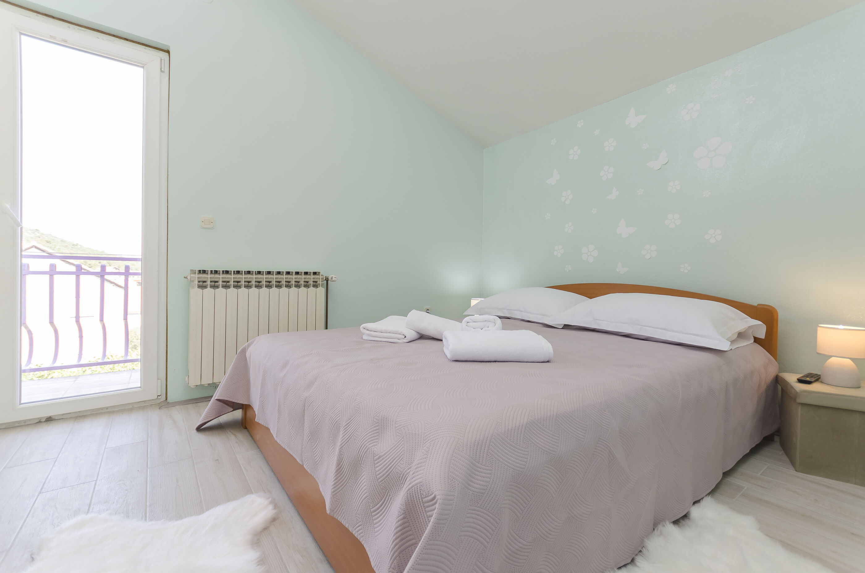 Apartment Lavender Dream 82491-A1