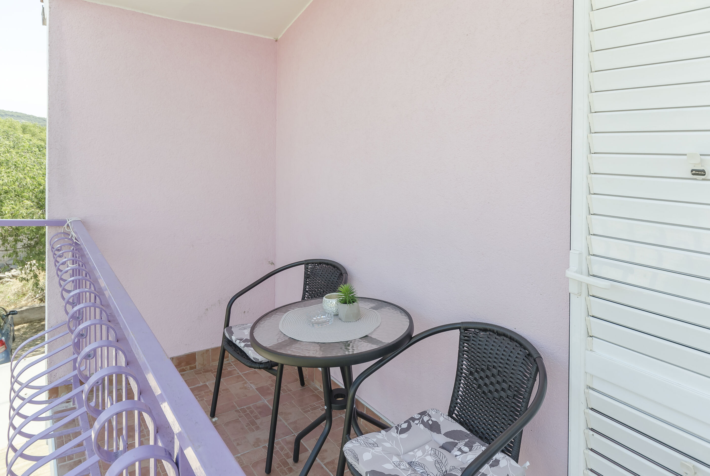 Apartment Lavender Dream 82491-A1