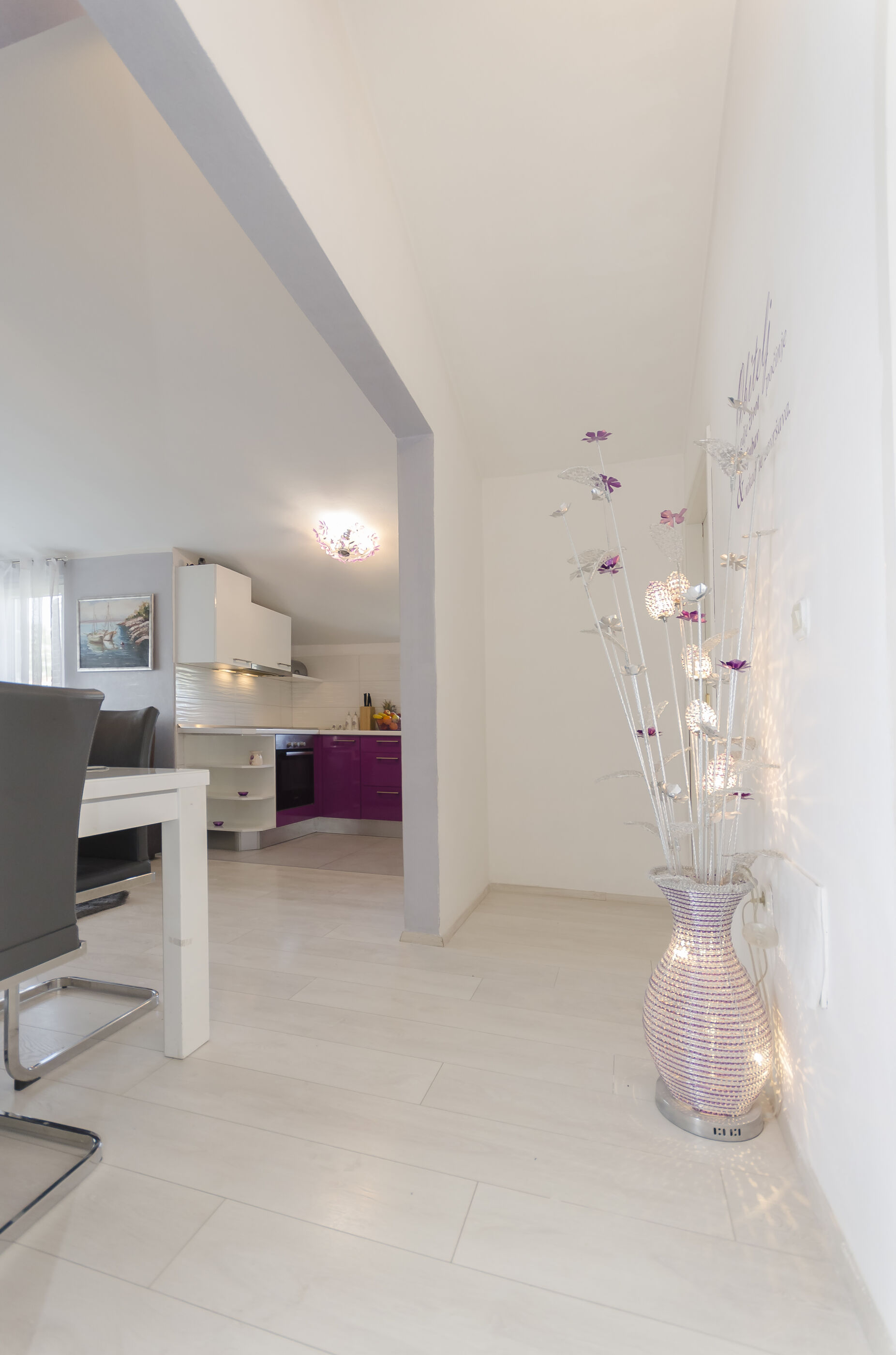 Apartment Lavender Dream 82491-A1