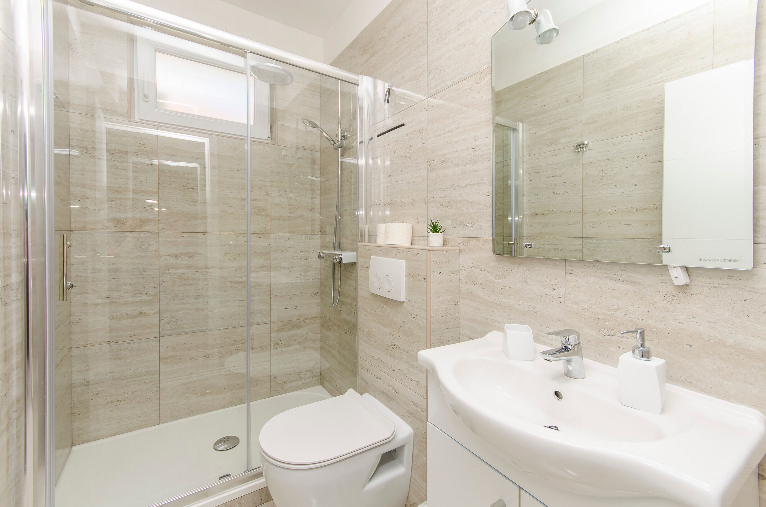 Apartments and Rooms Mare 11171-A5
