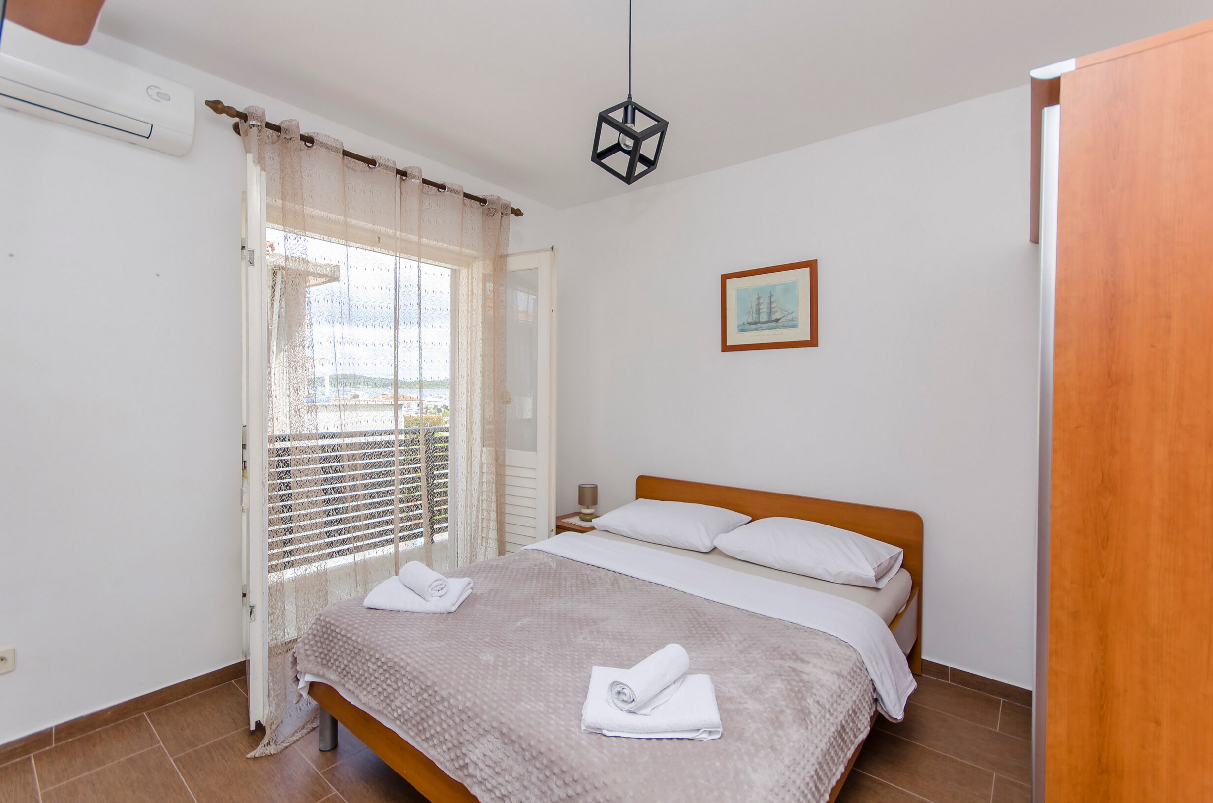 Apartments and Rooms Mare 11171-A5