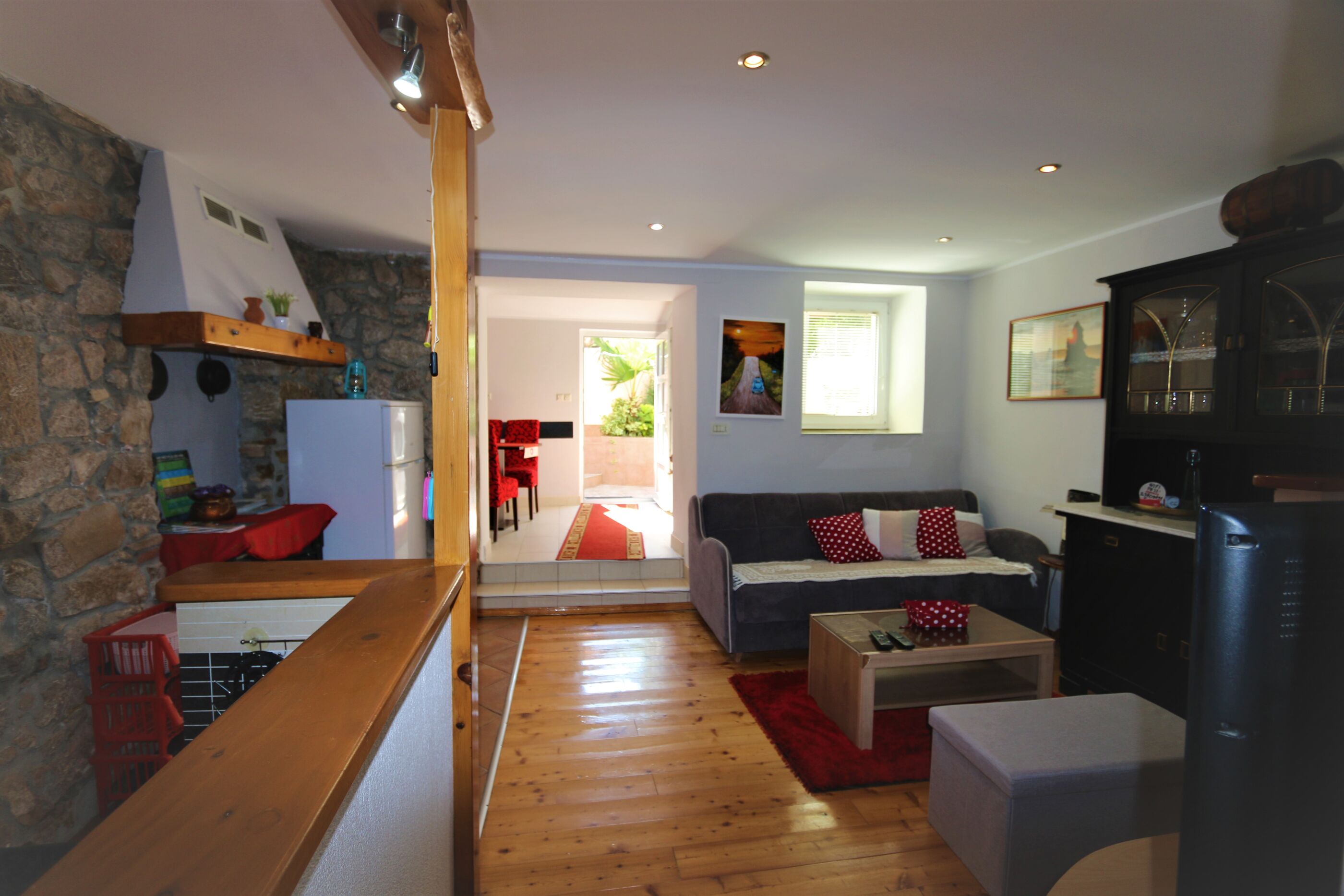 Apartments Ticak 60255-A1