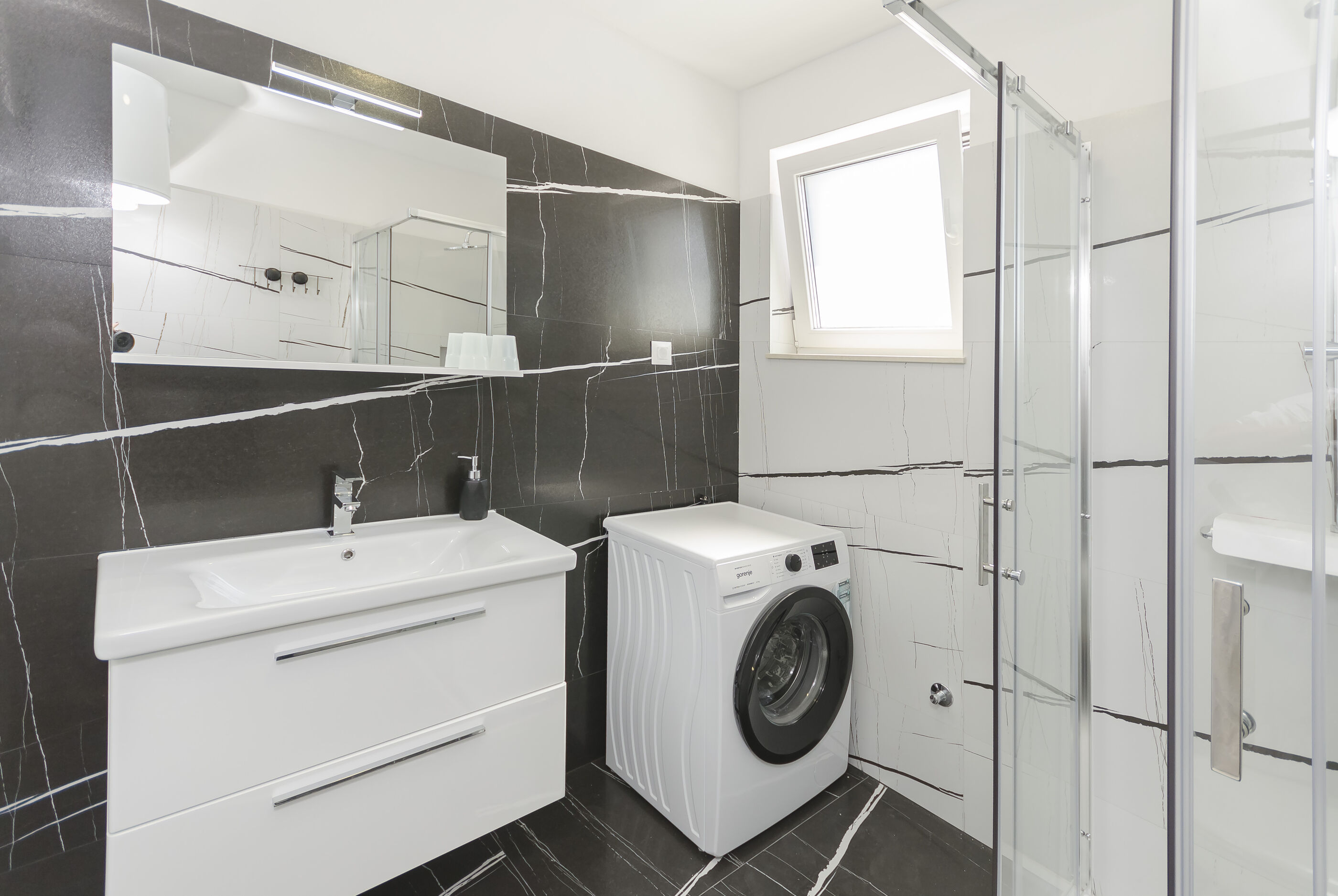 Villa Luxe V9361-K1