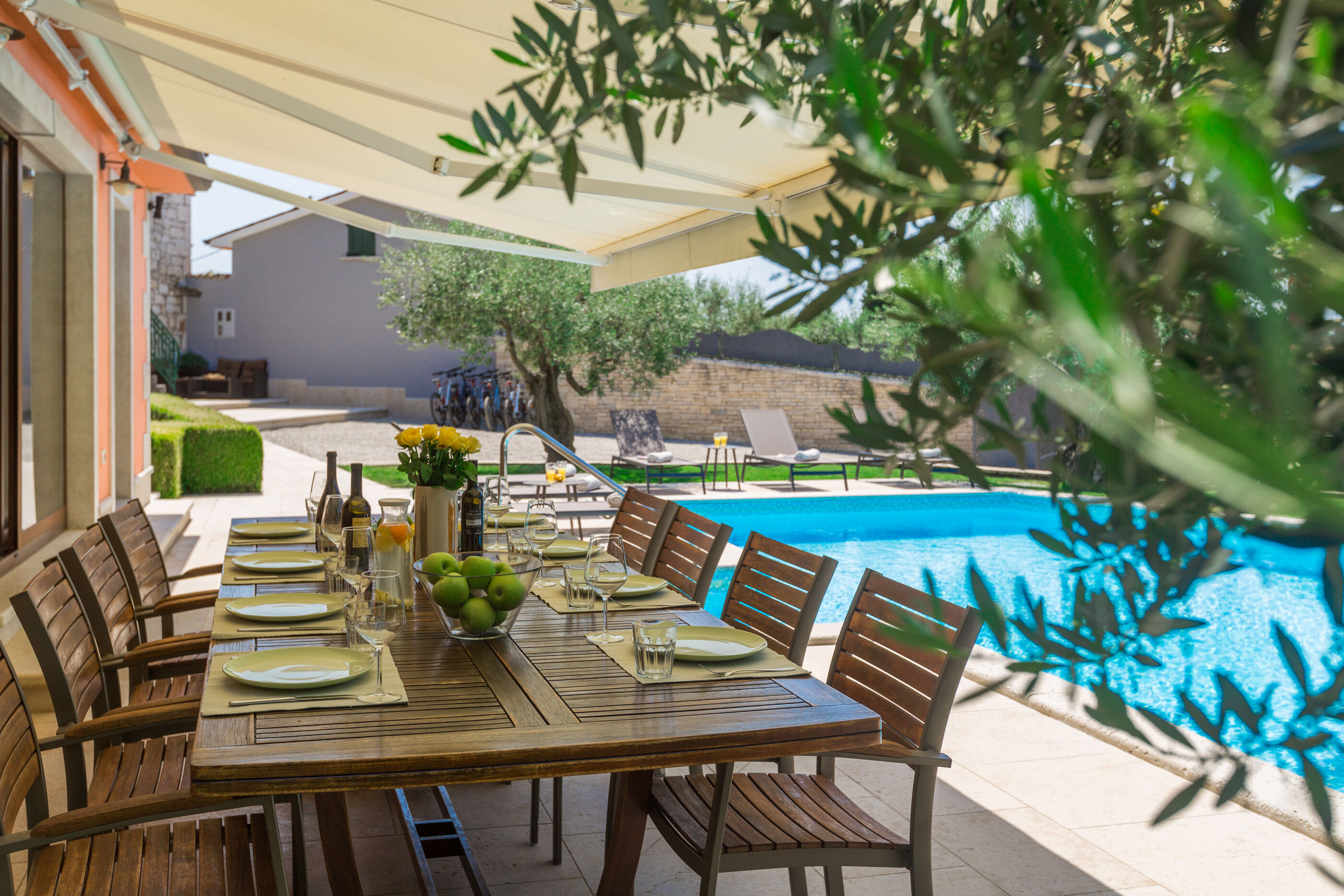 Photo of Villa Ulika s bazenom rustikalnog ugođaja