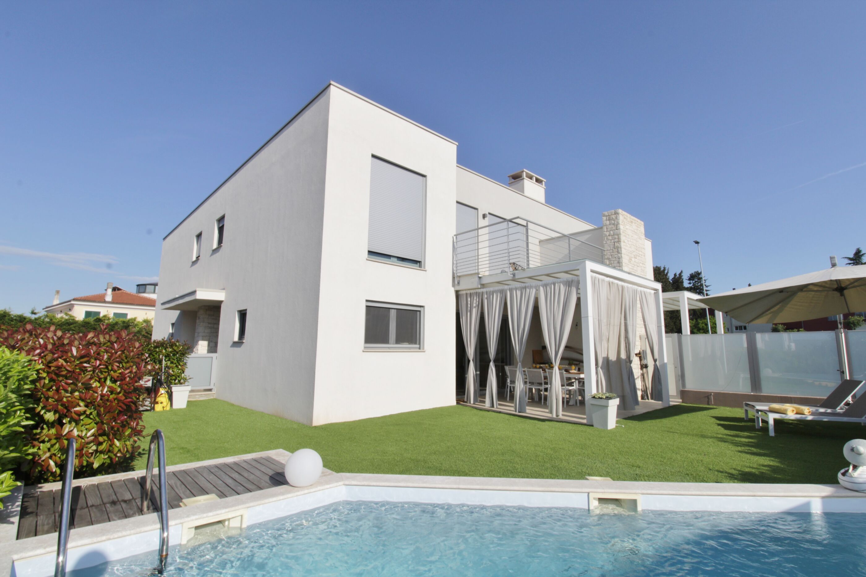 Villa Pura Vida 84554-A1