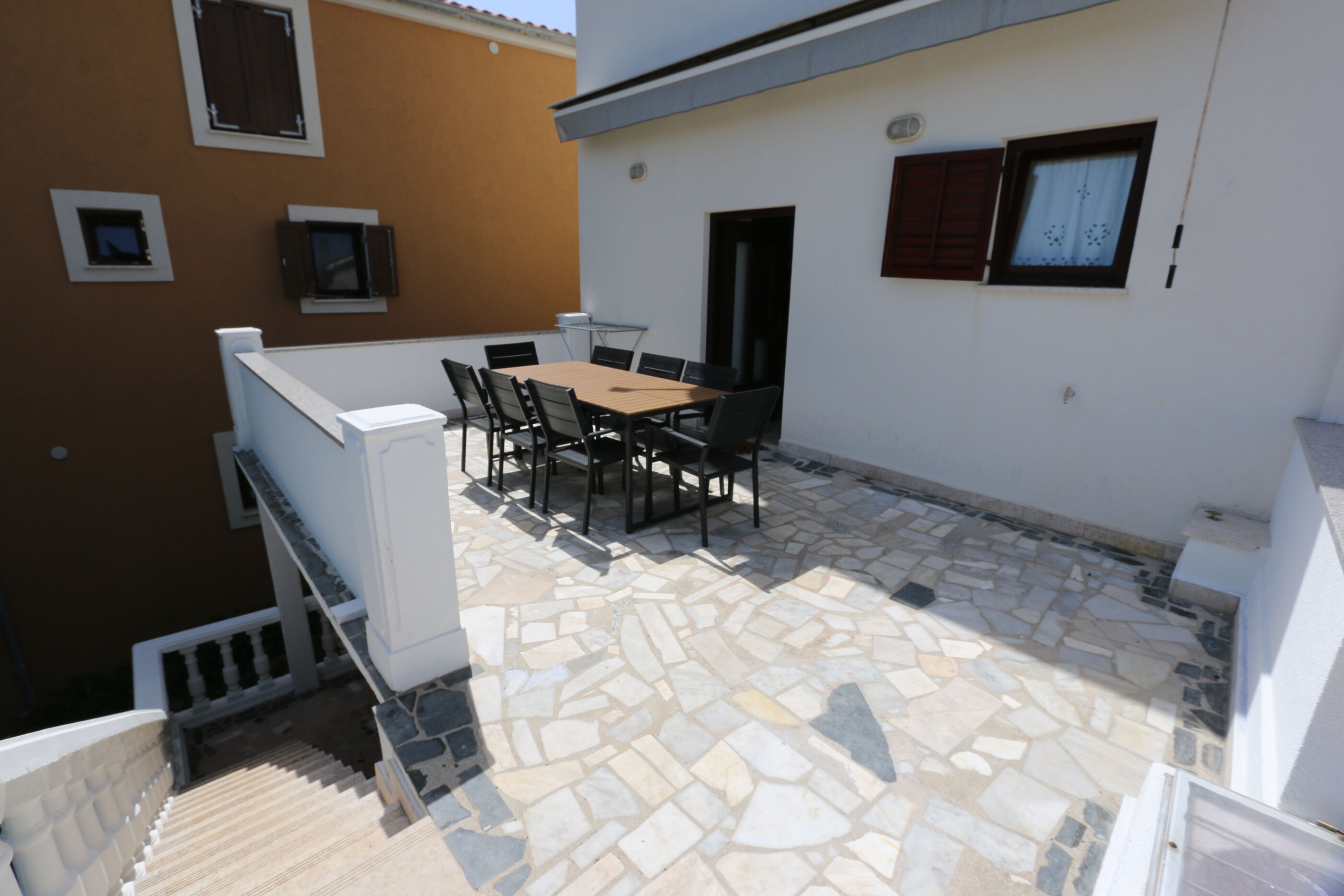 Apartments Ljuština 10025-A1