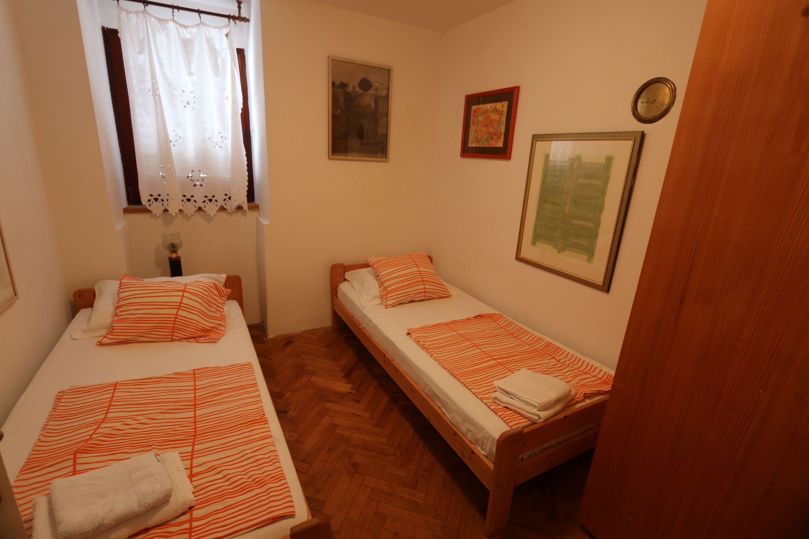 Apartments Ljuština 10025-A1