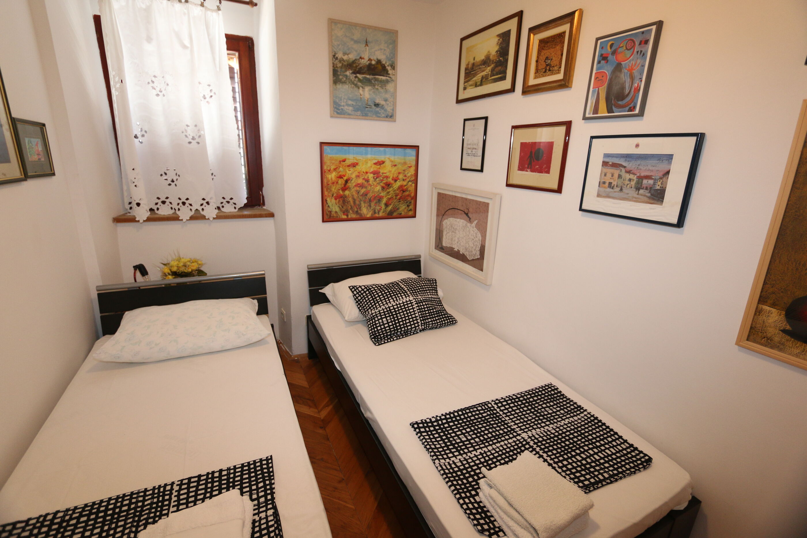 Apartments Ljuština 10025-A1