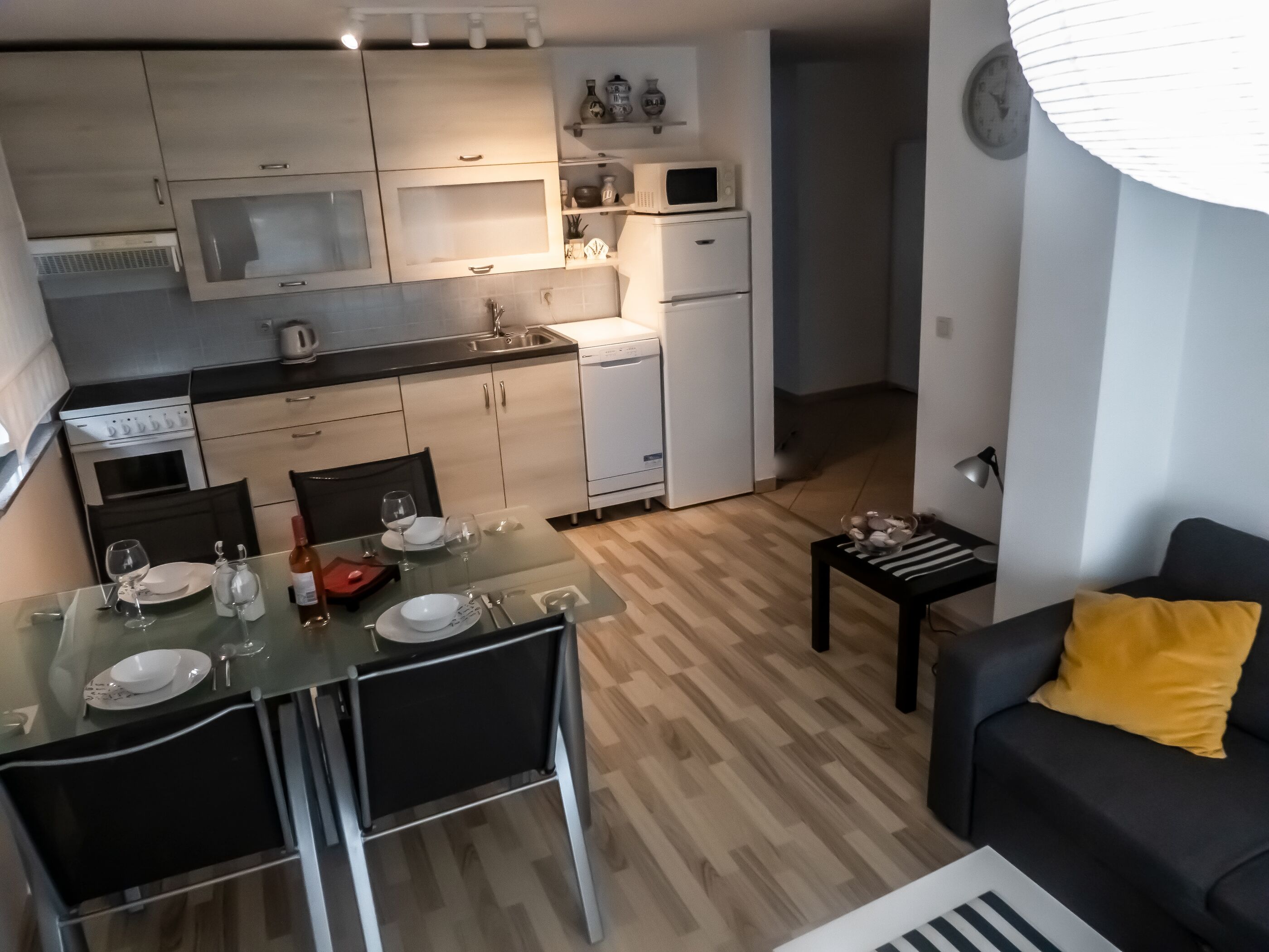 Apartment Dado 49856-A1