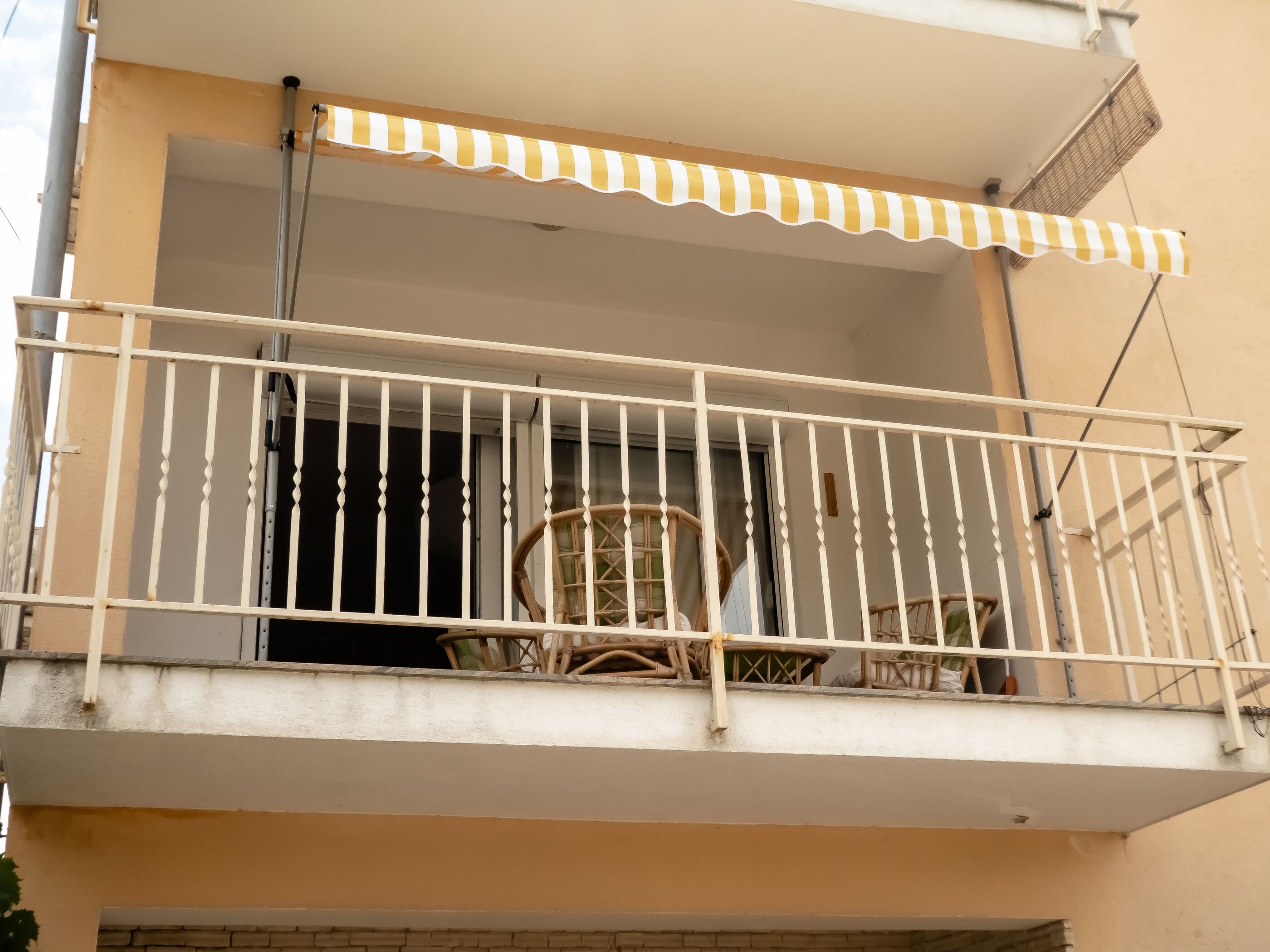 Apartment Dado 49856-A1