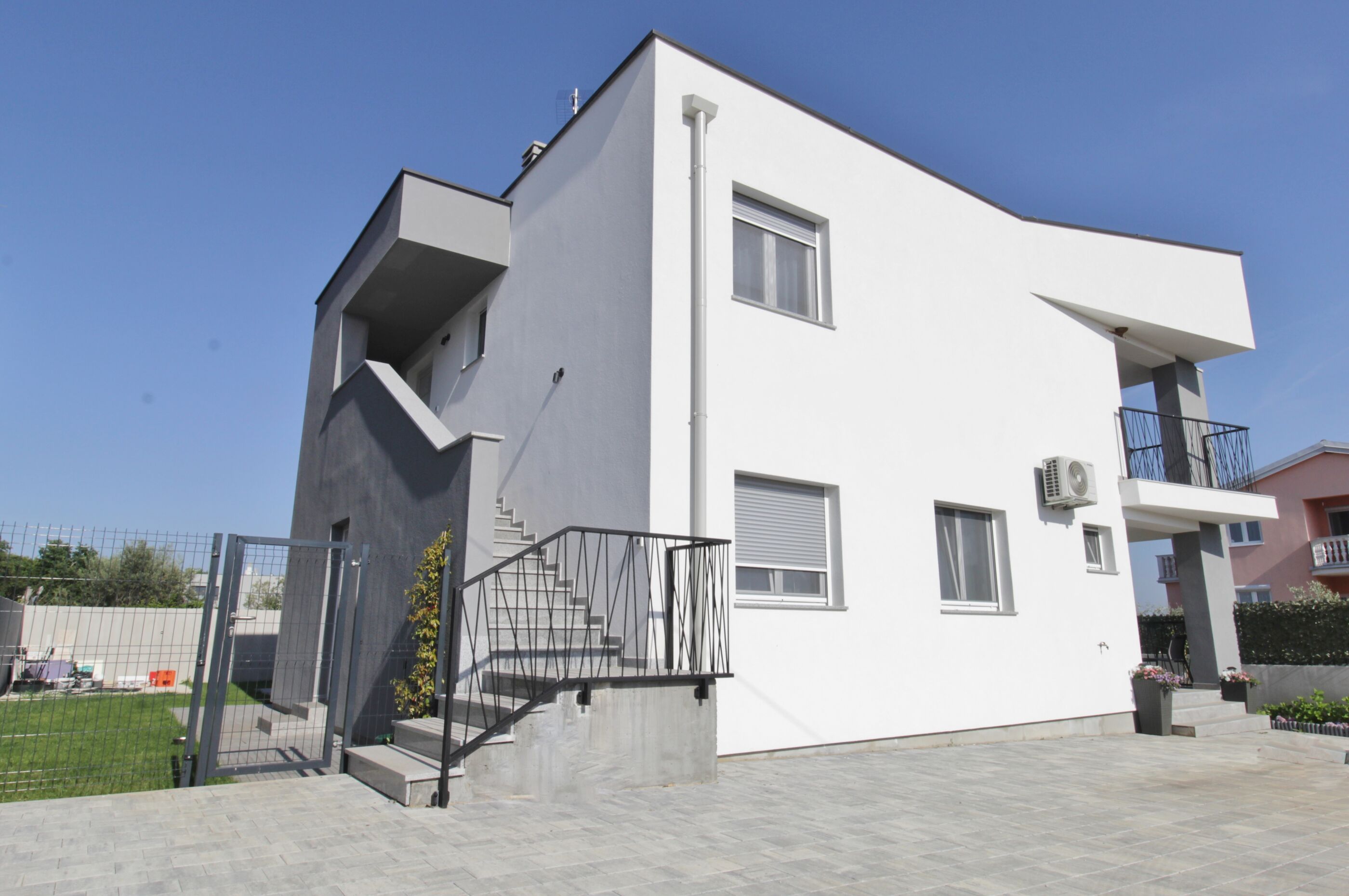 Apartments La mar Zambratija 84557-A2