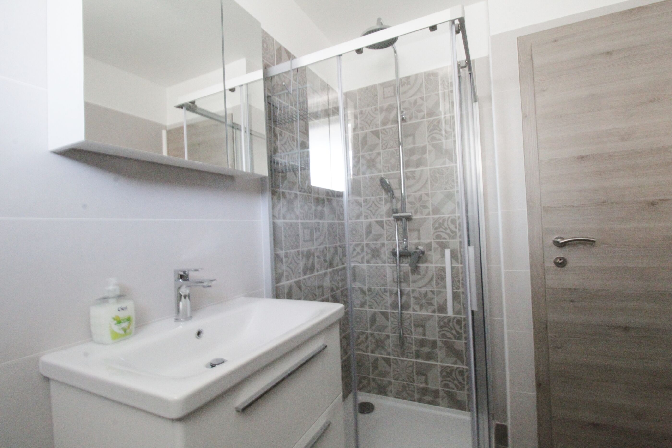 Apartments La mar Zambratija 84557-A1