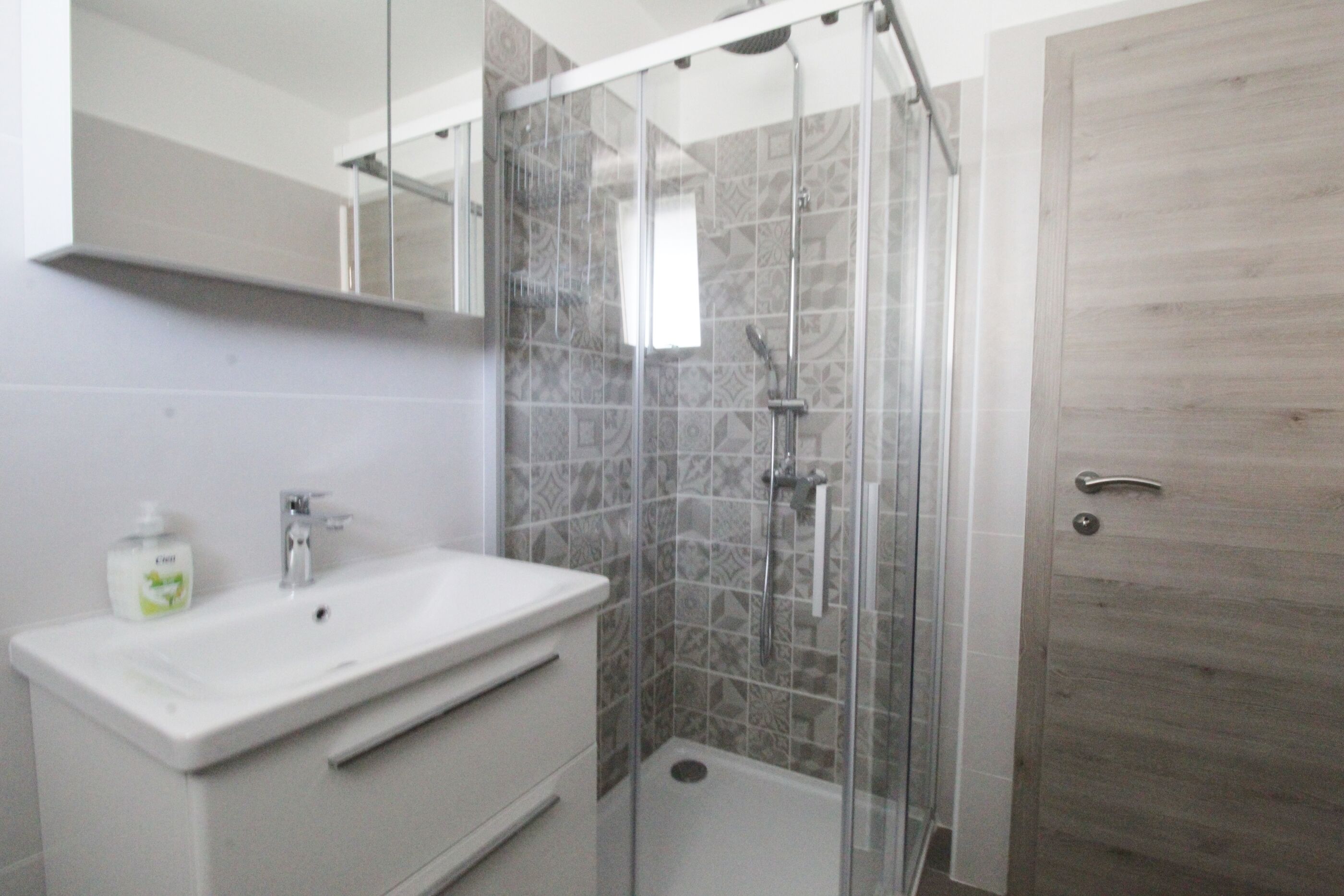 Apartments La mar Zambratija 84557-A1