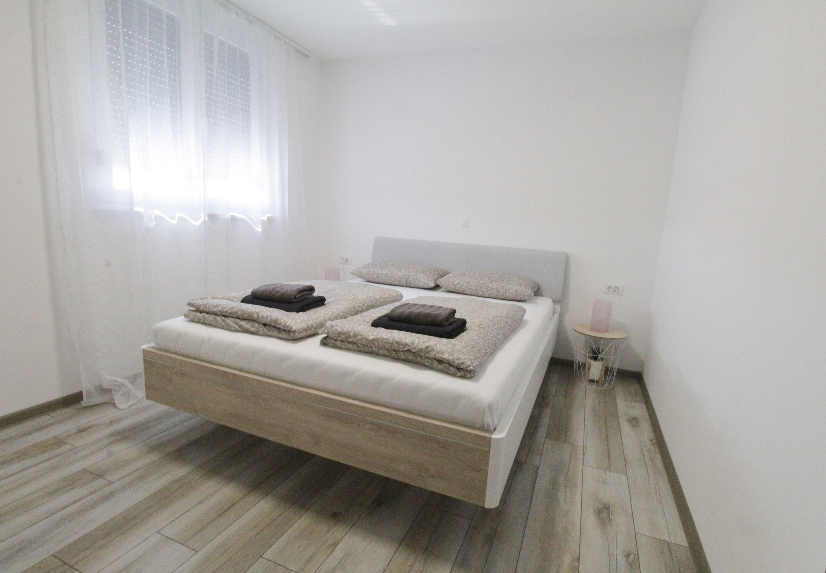 Apartments La mar Zambratija 84557-A1