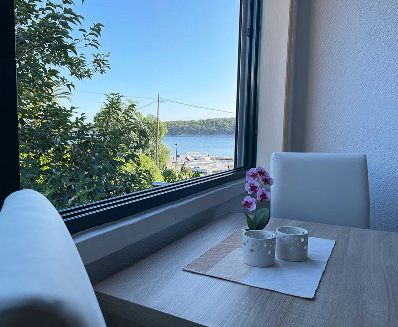 Apartments Near the sea Barbat 17702-A3