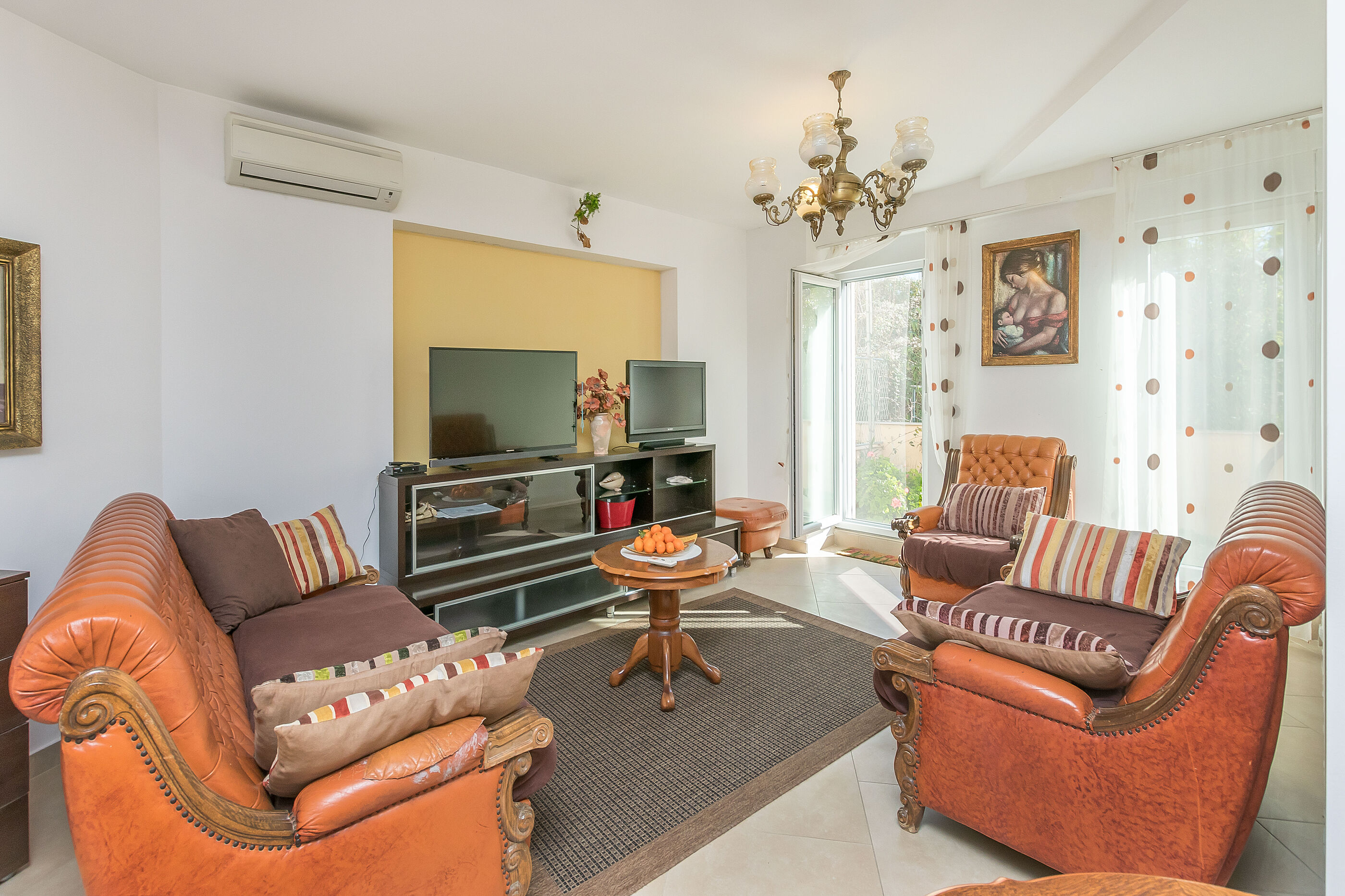 Apartments and Room Excelsior 83681-A2