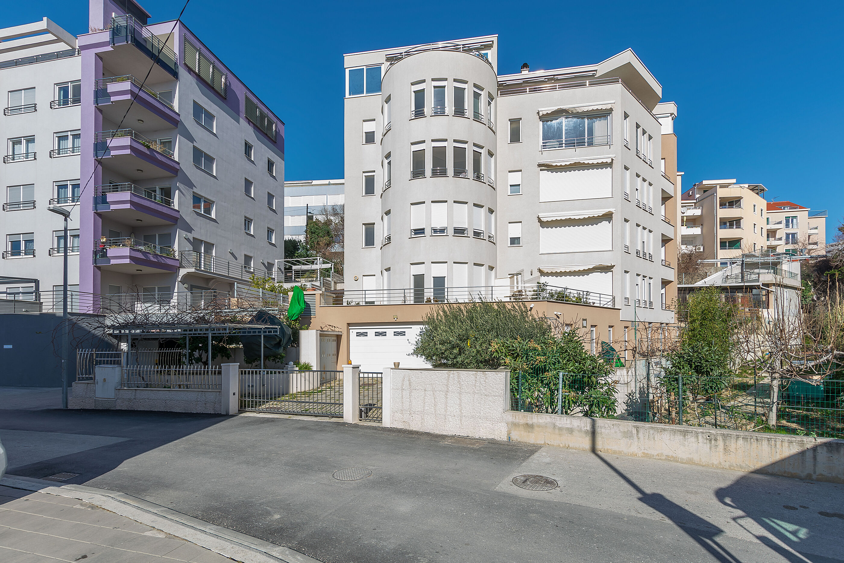 Apartments and Room Excelsior 83681-A2