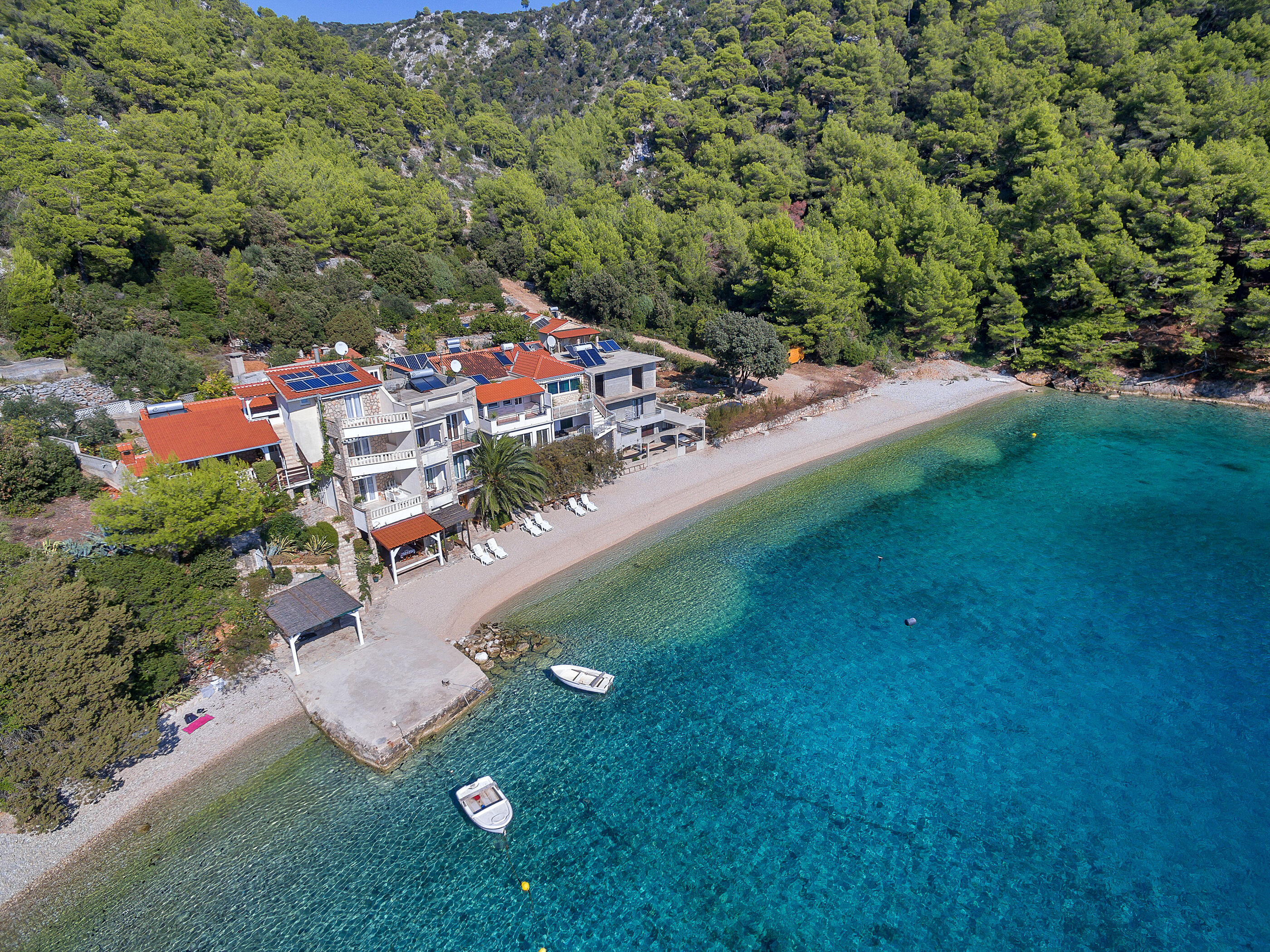 Apartments Robinzon Nikola 83741-A2