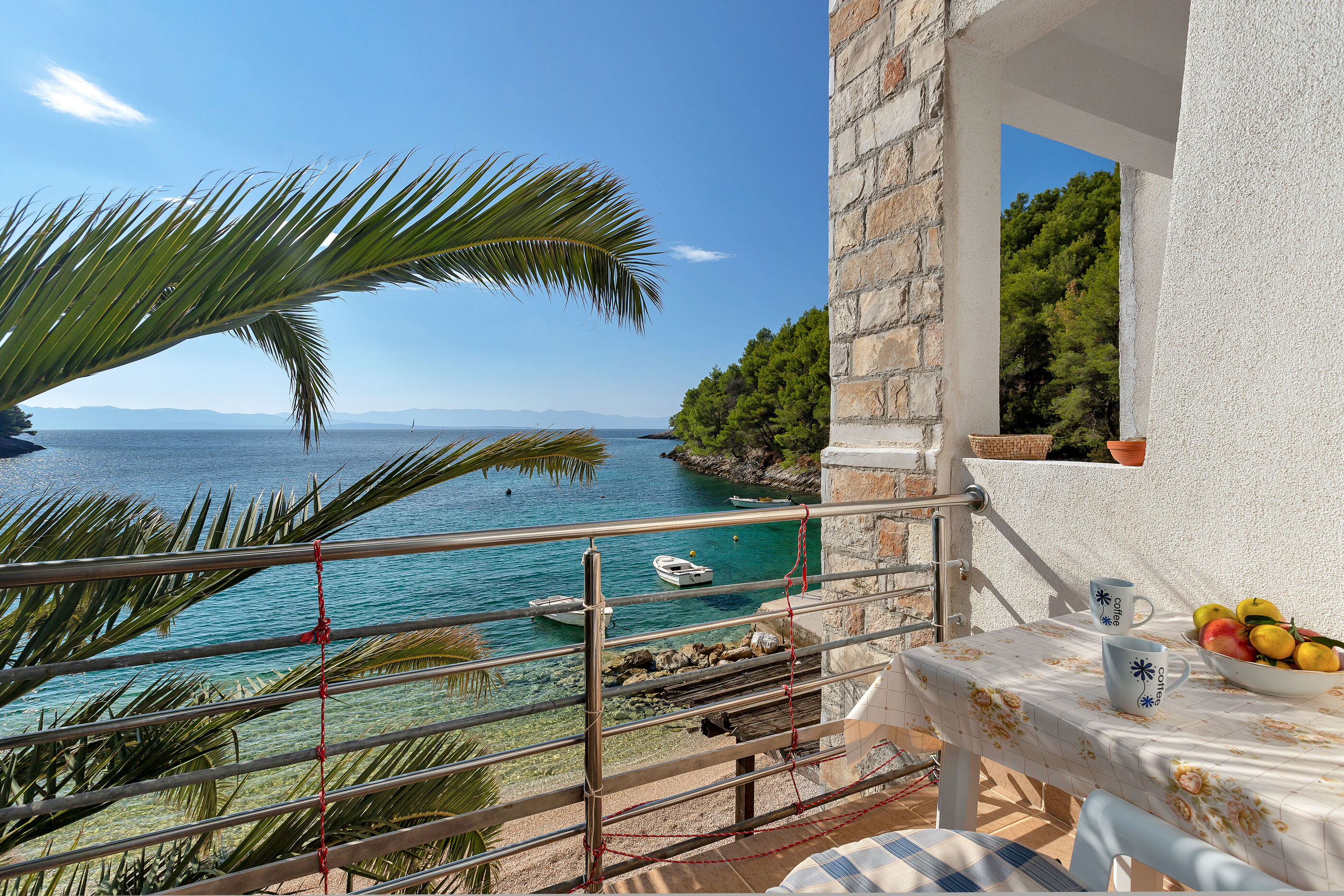 Apartments Robinzon Nikola 83741-A1