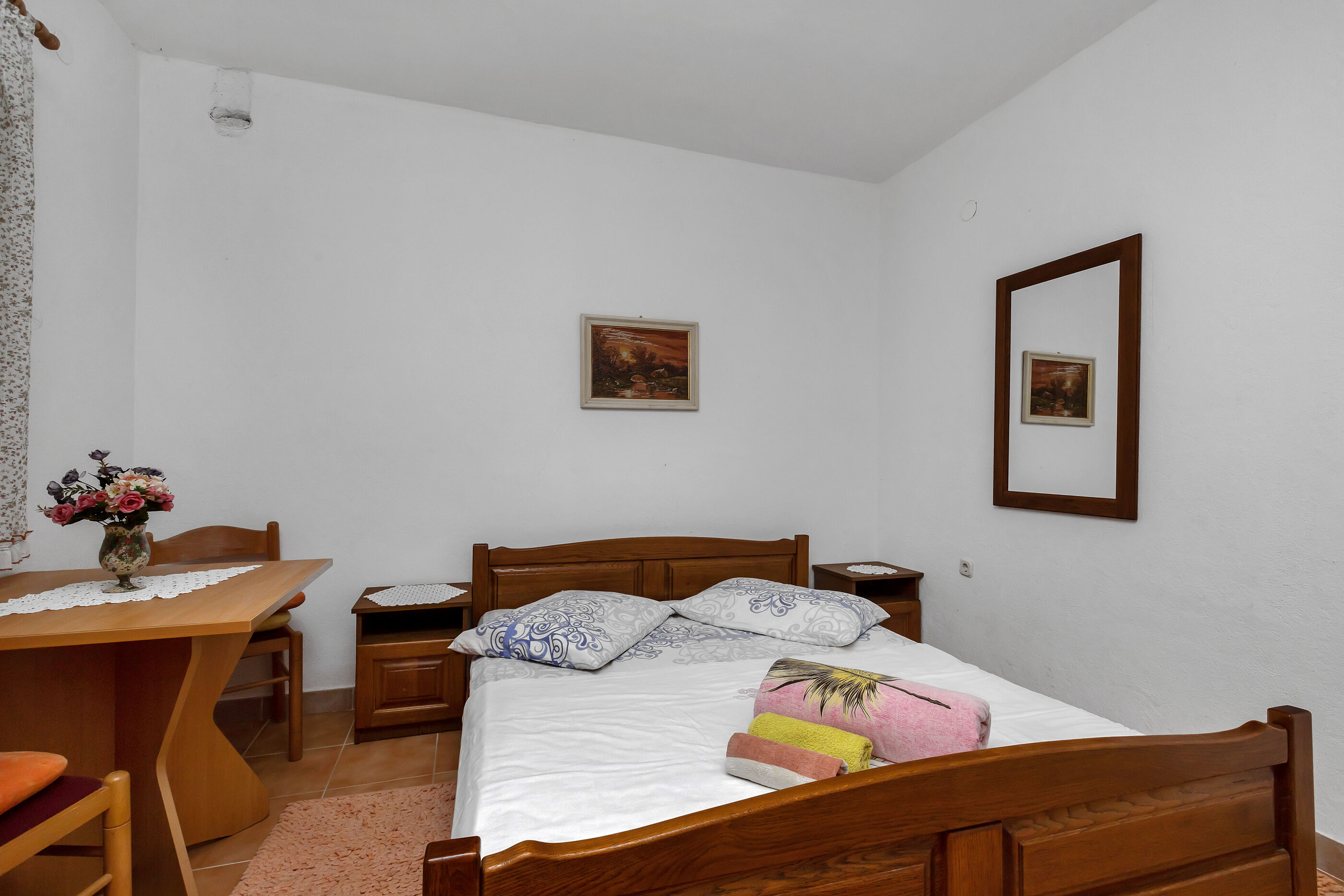 Apartments Robinzon Nikola 83741-A1