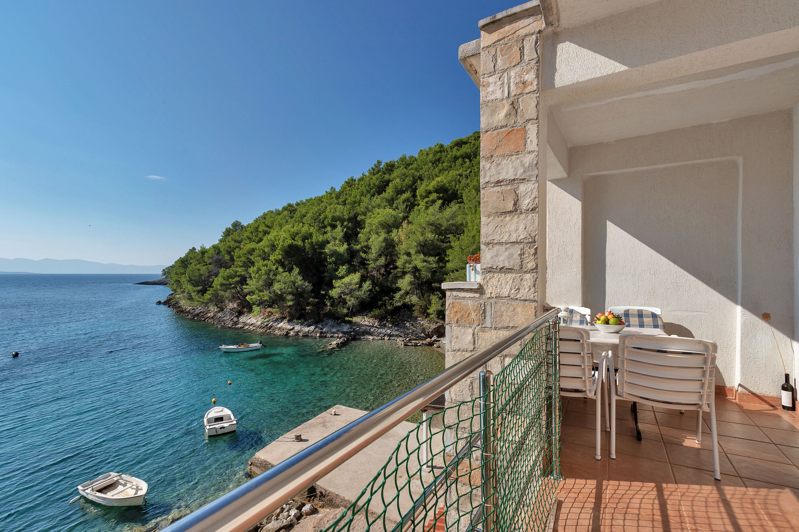Apartments Robinzon Nikola 83741-A2