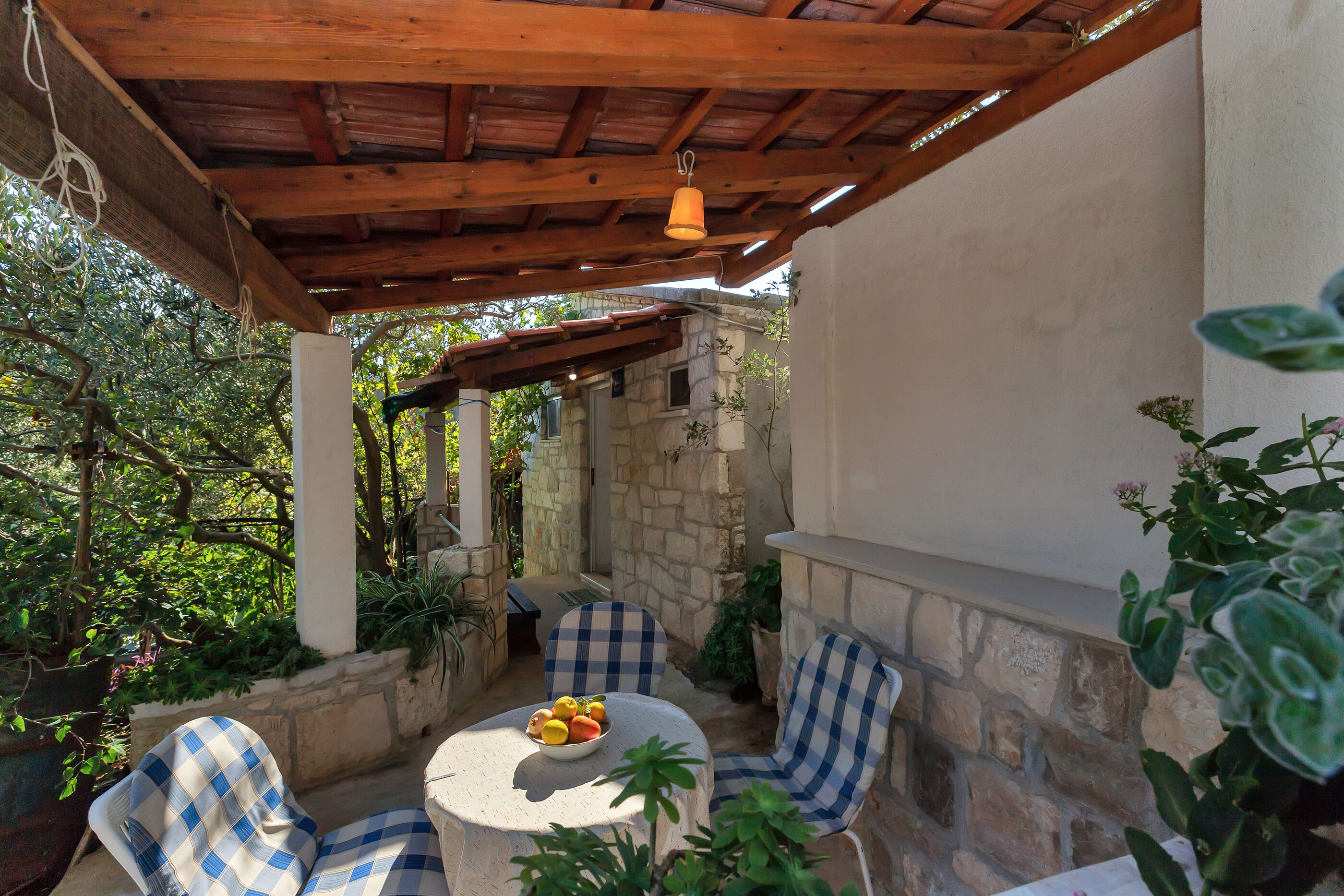 Apartments Robinzon Nikola 83741-A3