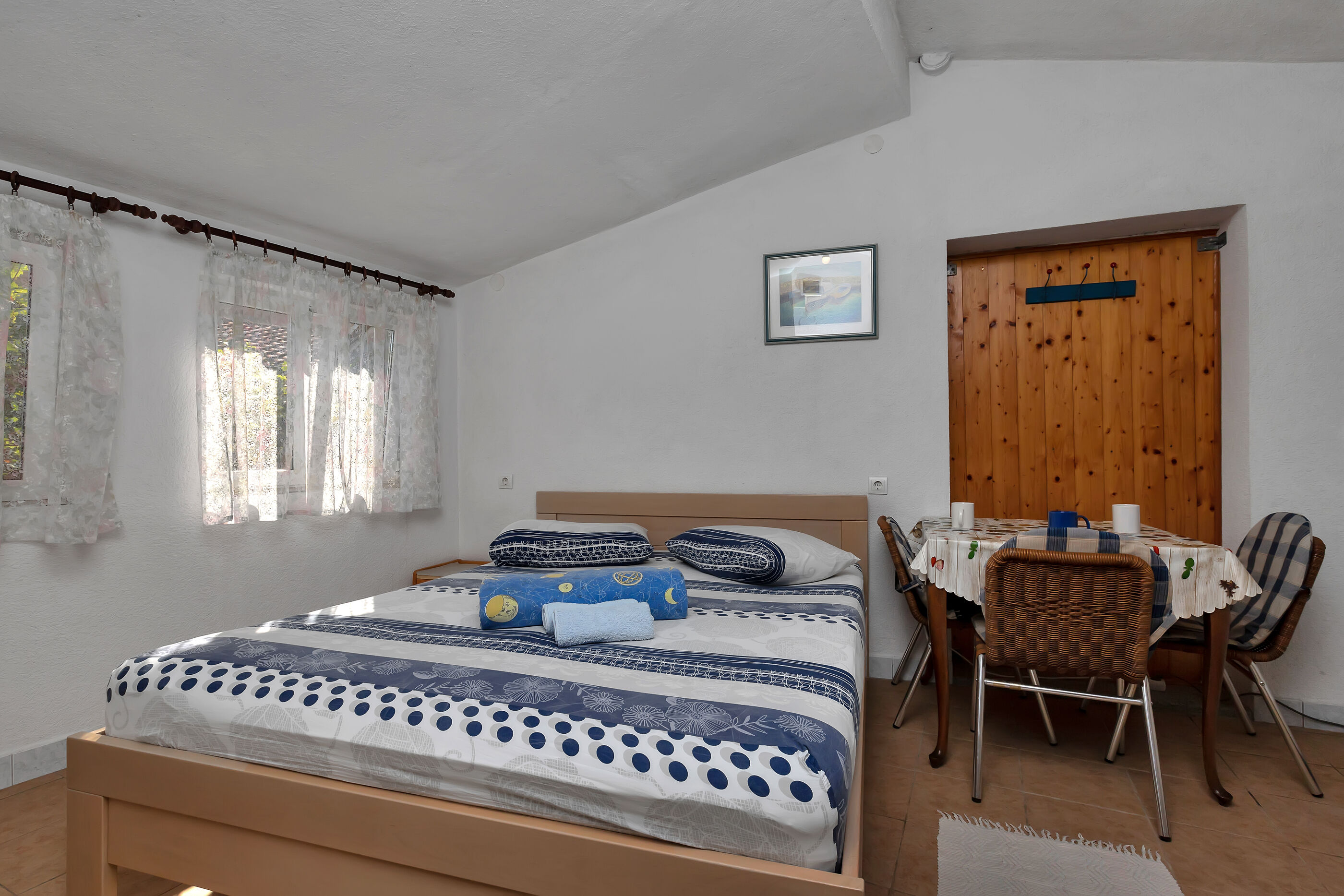 Apartments Robinzon Nikola 83741-A3