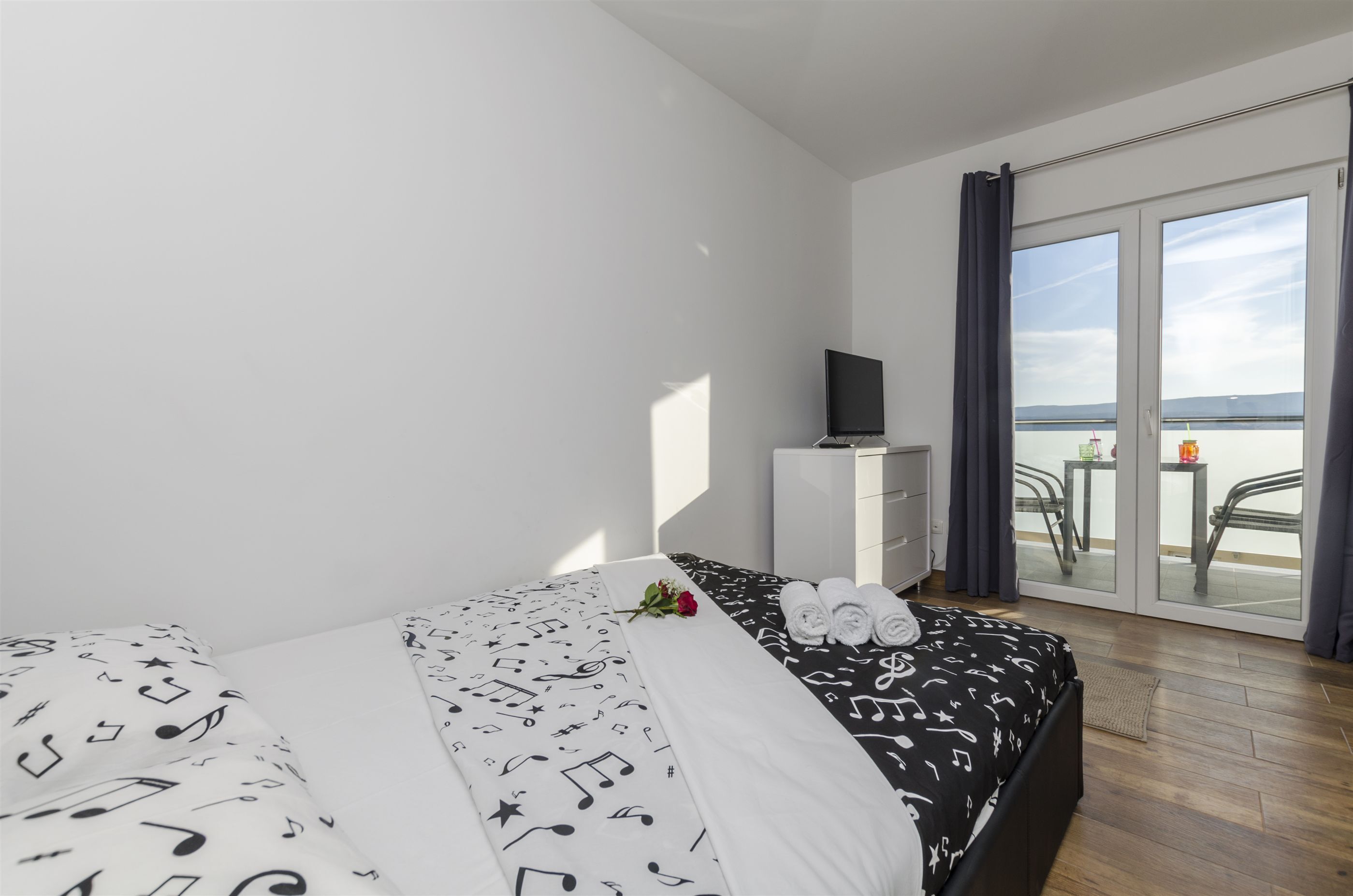 Apartments Lorenzo 26581-A2