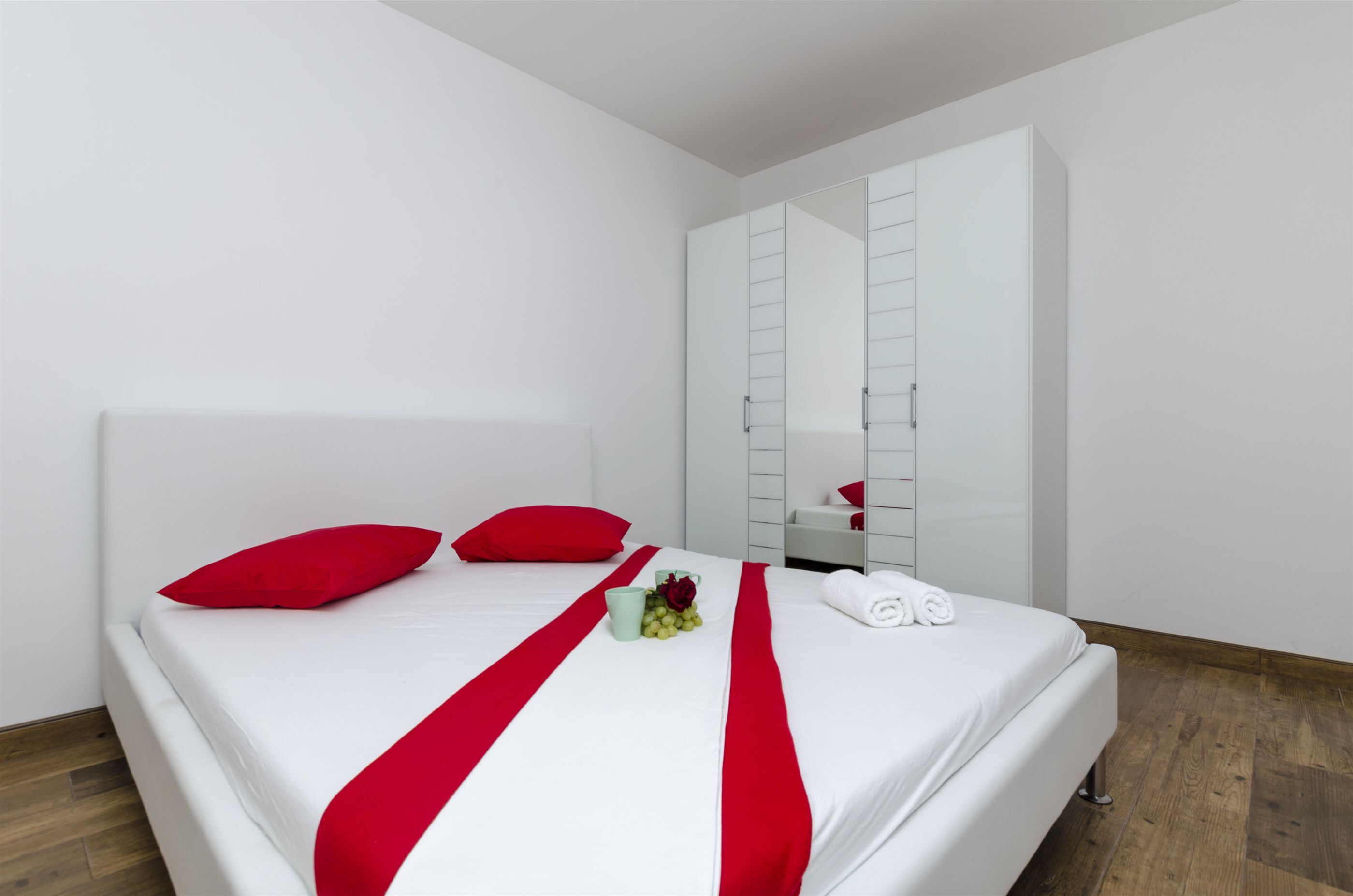 Apartments Lorenzo 26581-A3