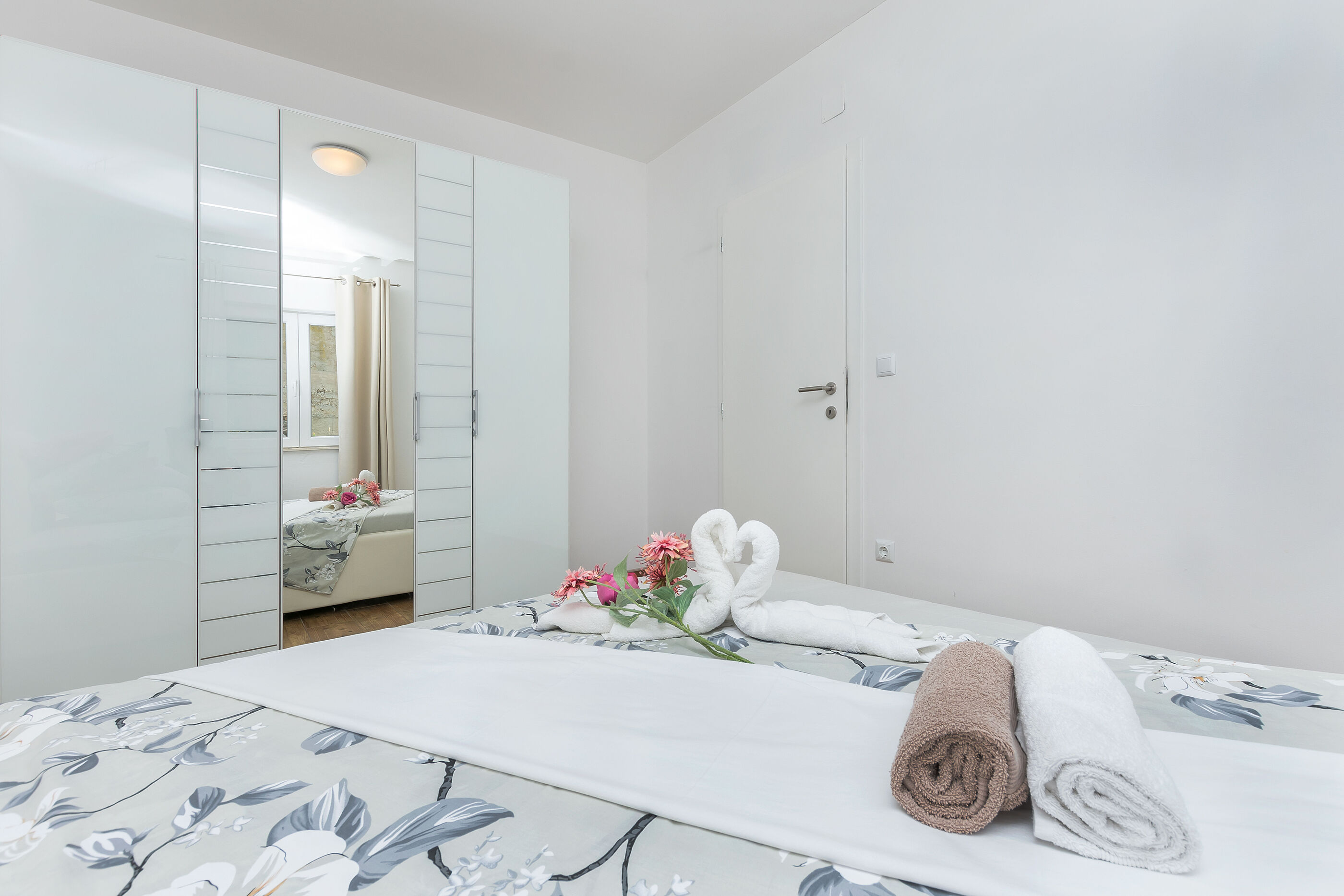 Apartments Lorenzo 26581-A6