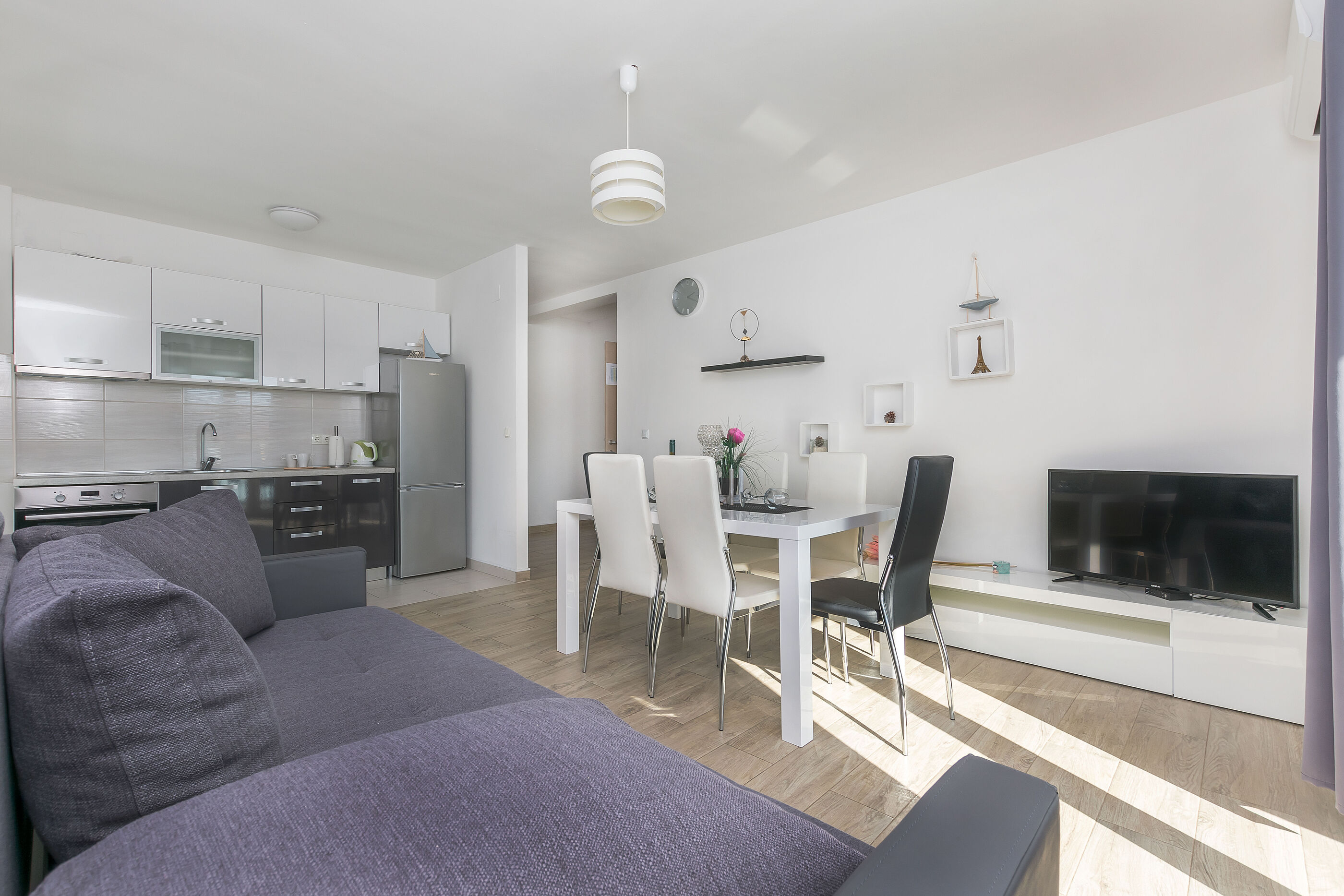 Apartments Lorenzo 26581-A6
